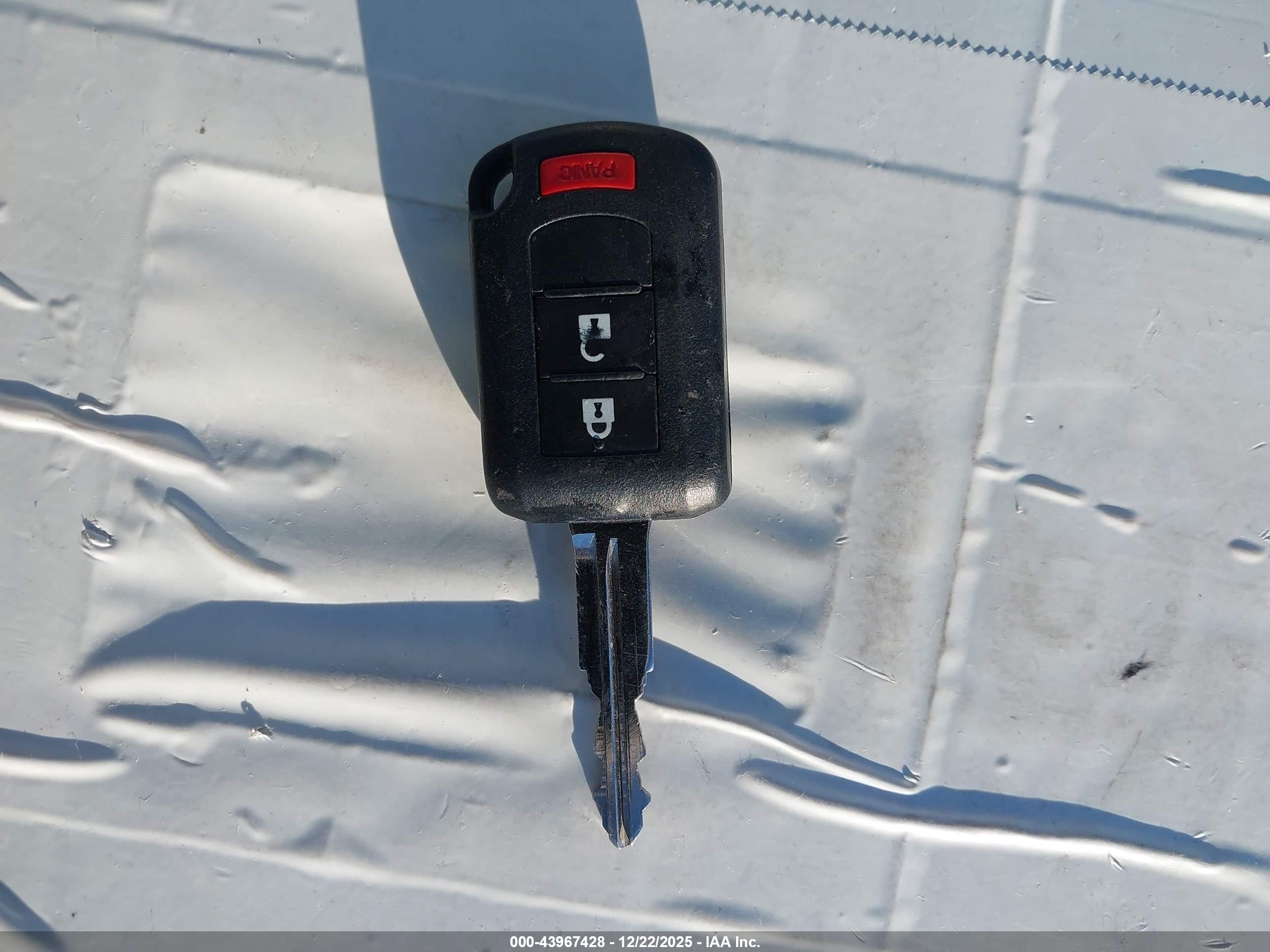 MITSUBISHI MIRAGE image 11