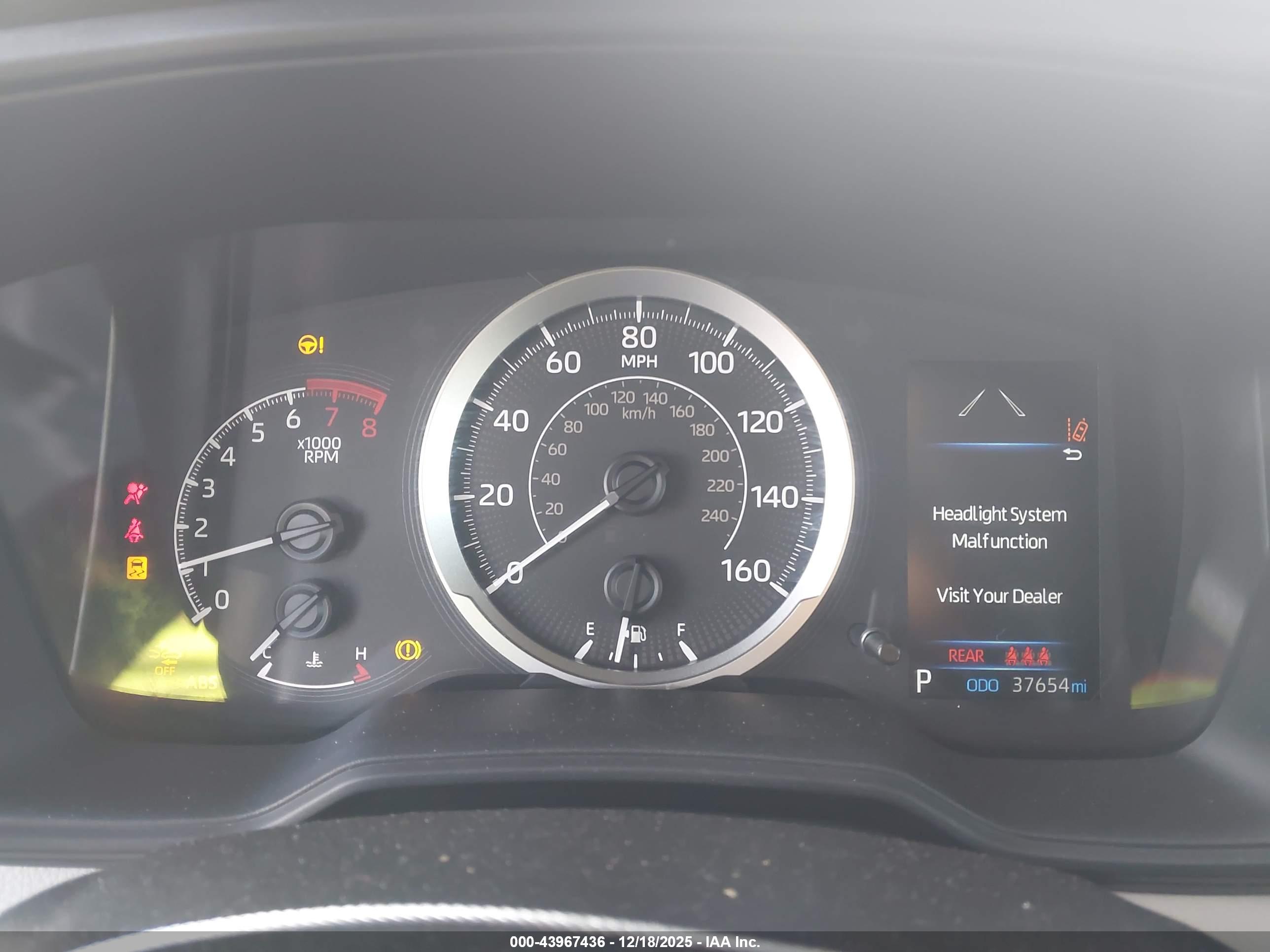 TOYOTA COROLLA image 7