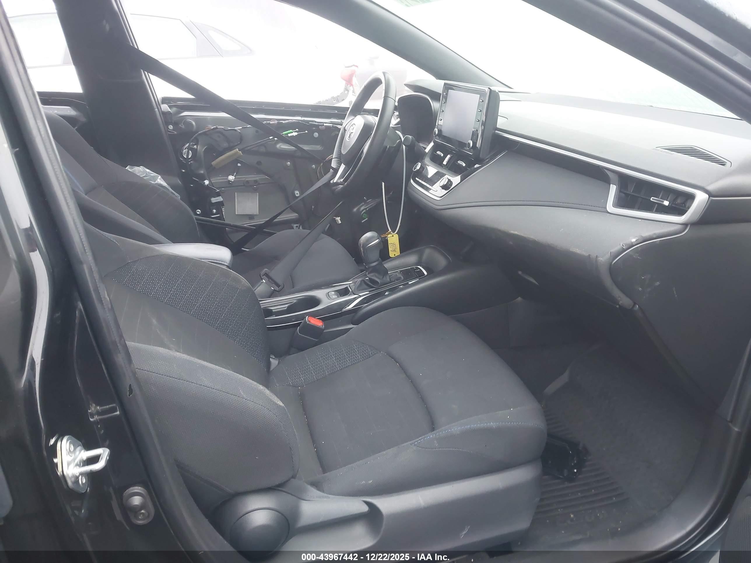 TOYOTA COROLLA image 5