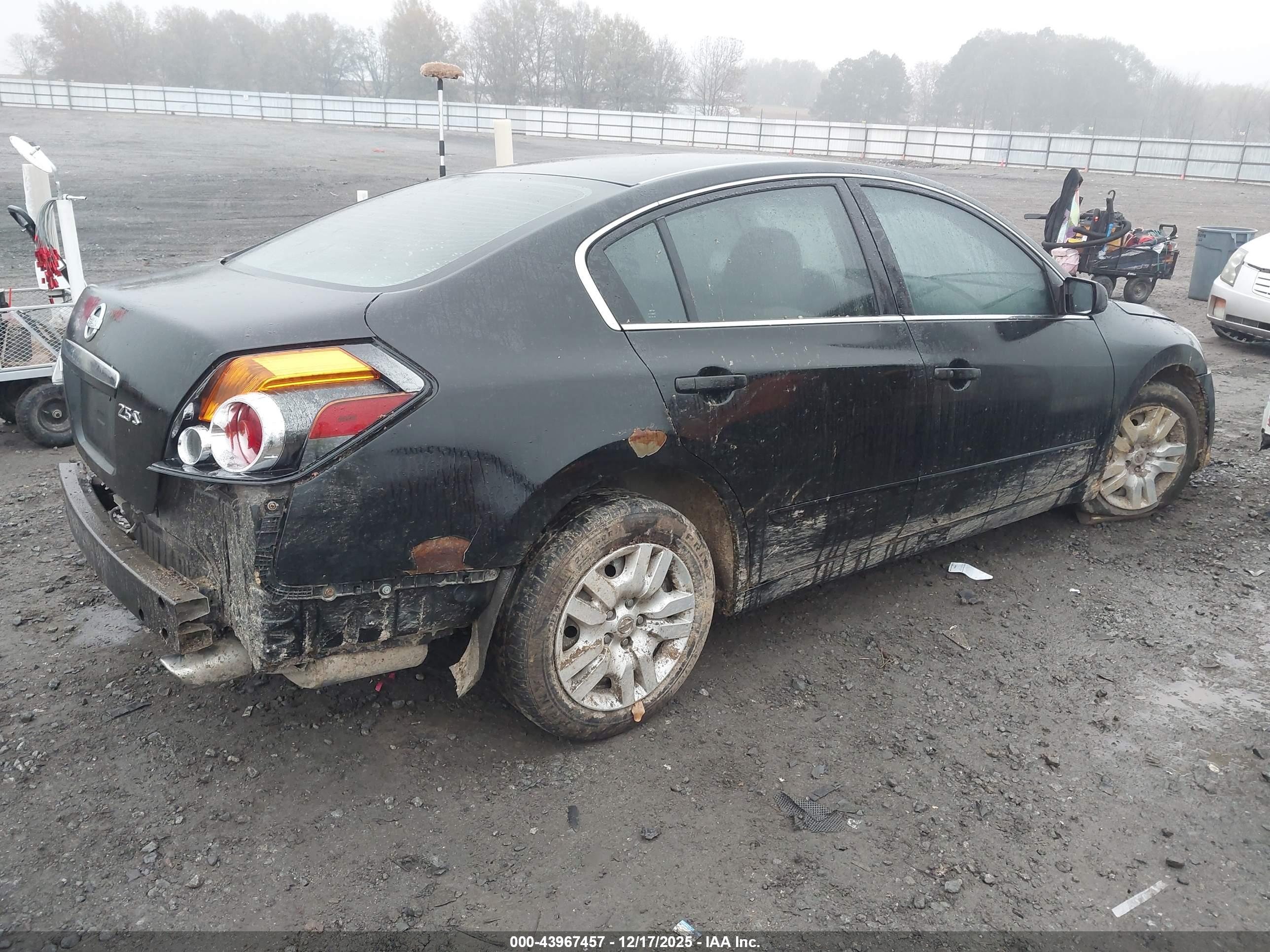 NISSAN ALTIMA image 4