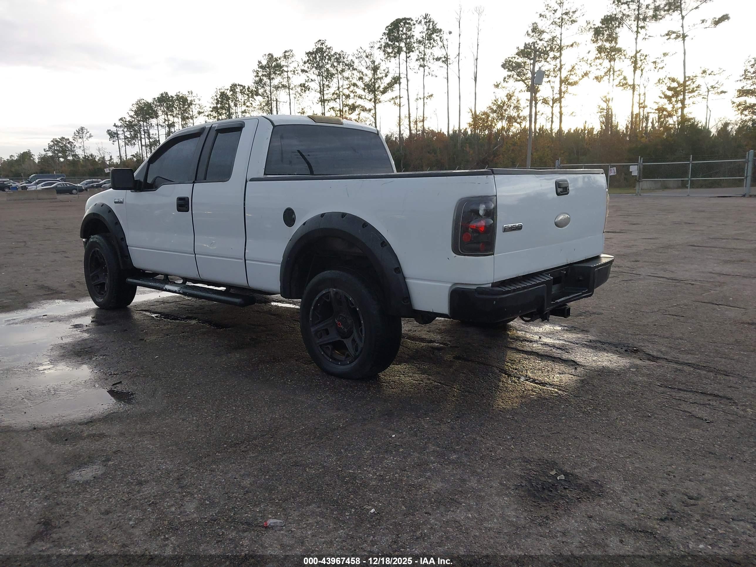 FORD F-150 image 3