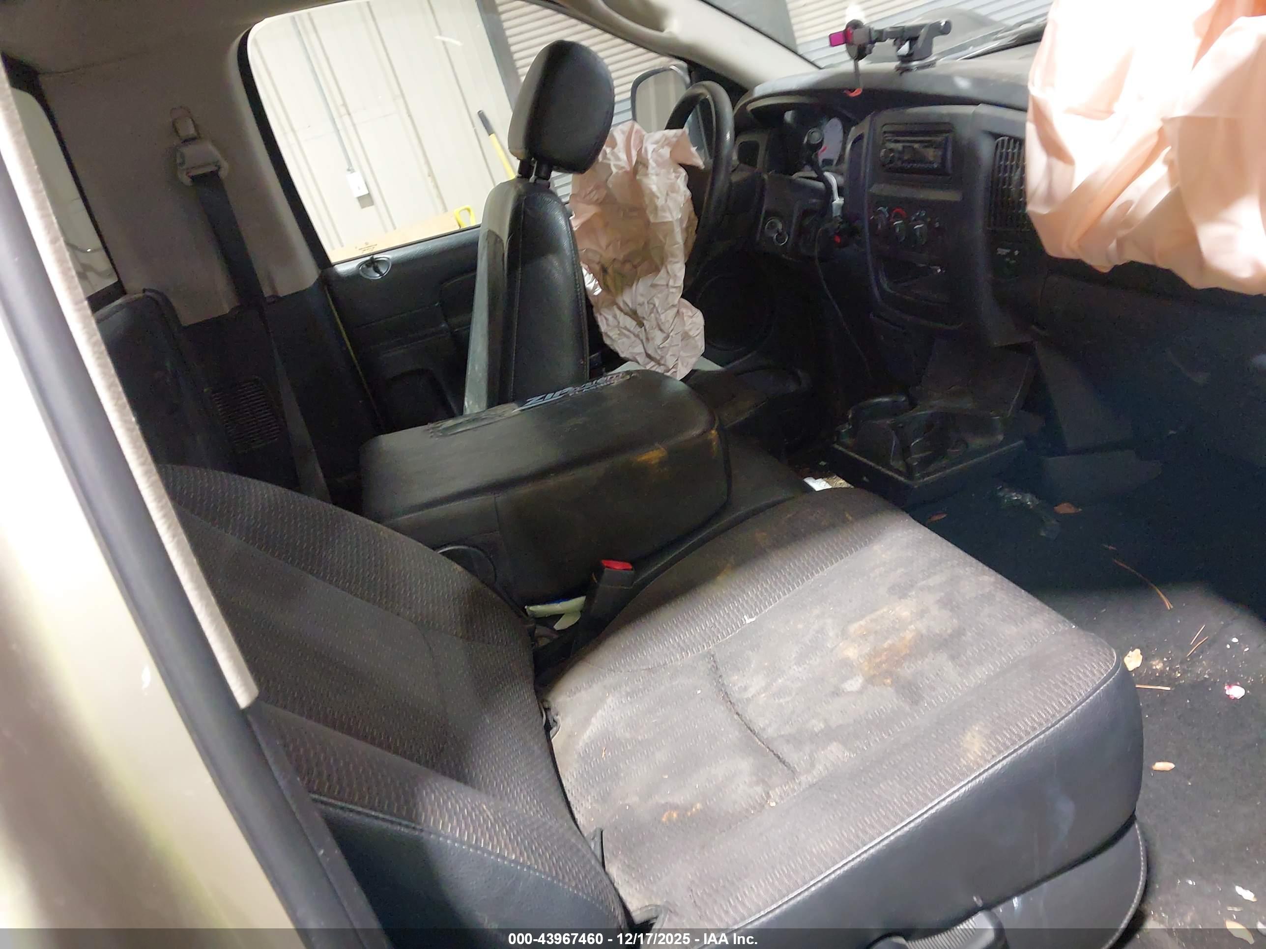DODGE RAM image 5