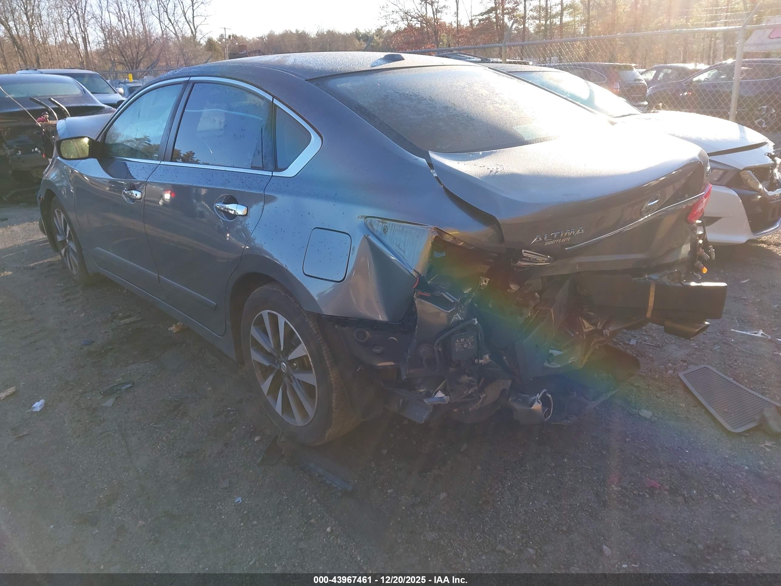 NISSAN ALTIMA image 3