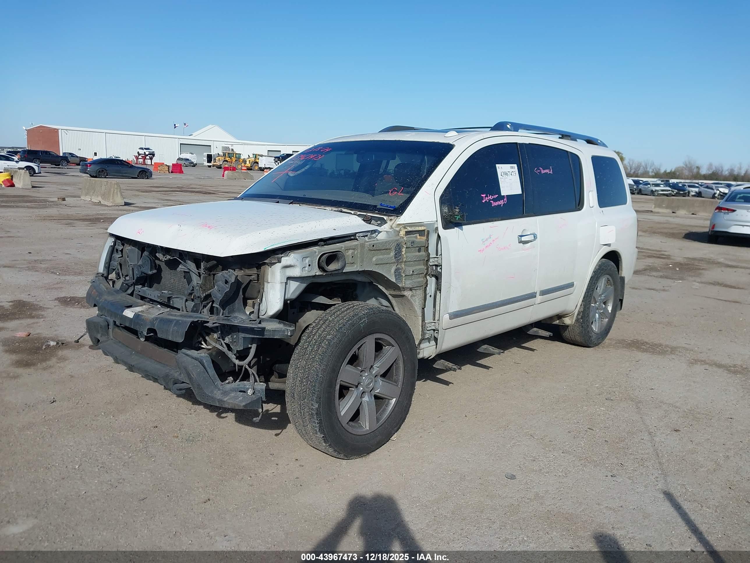 NISSAN ARMADA image 2
