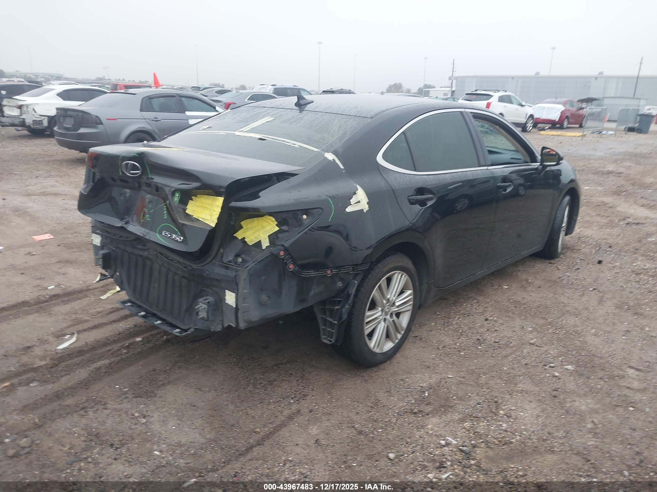 LEXUS ES image 4