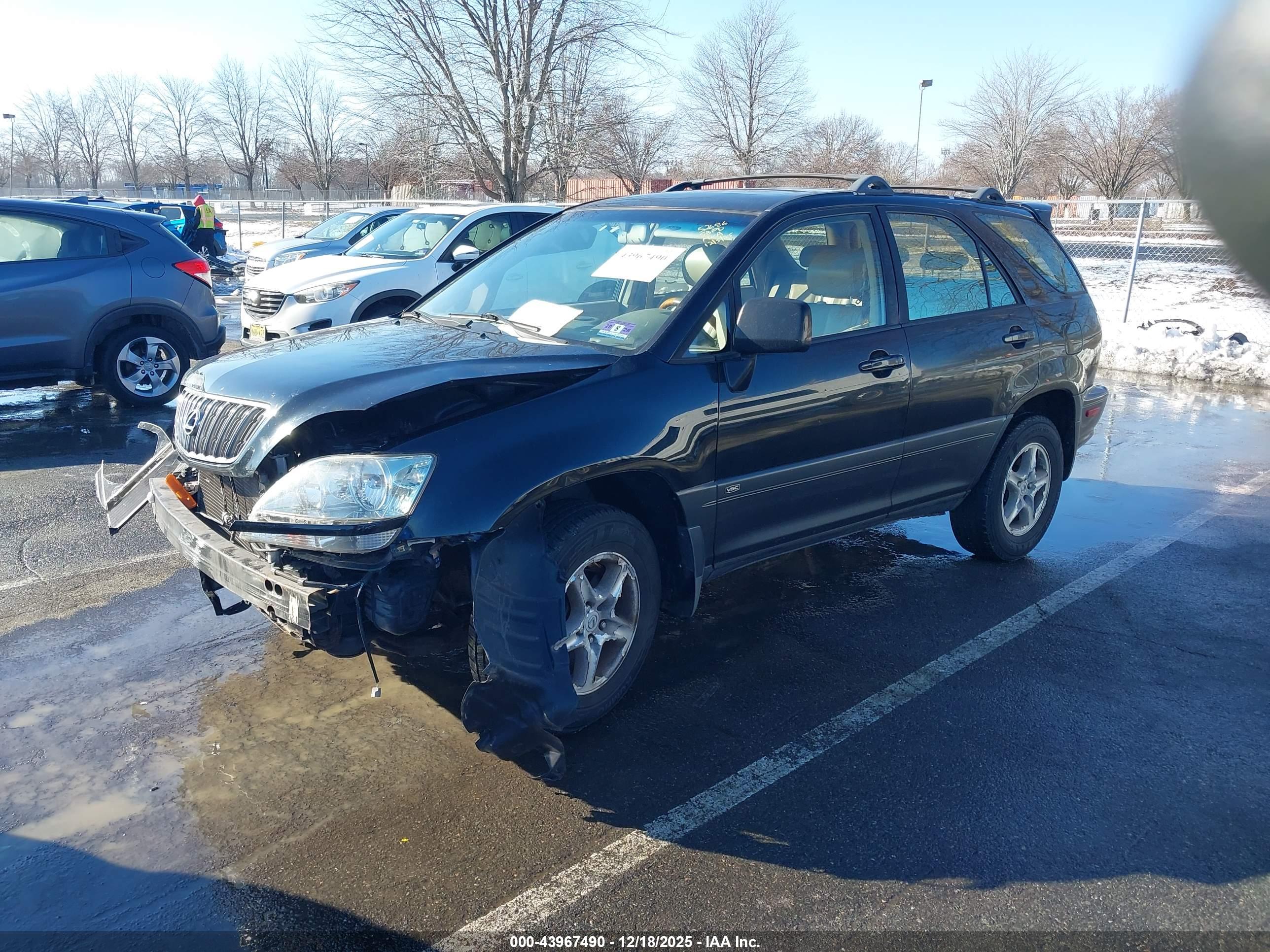 LEXUS RX image 2