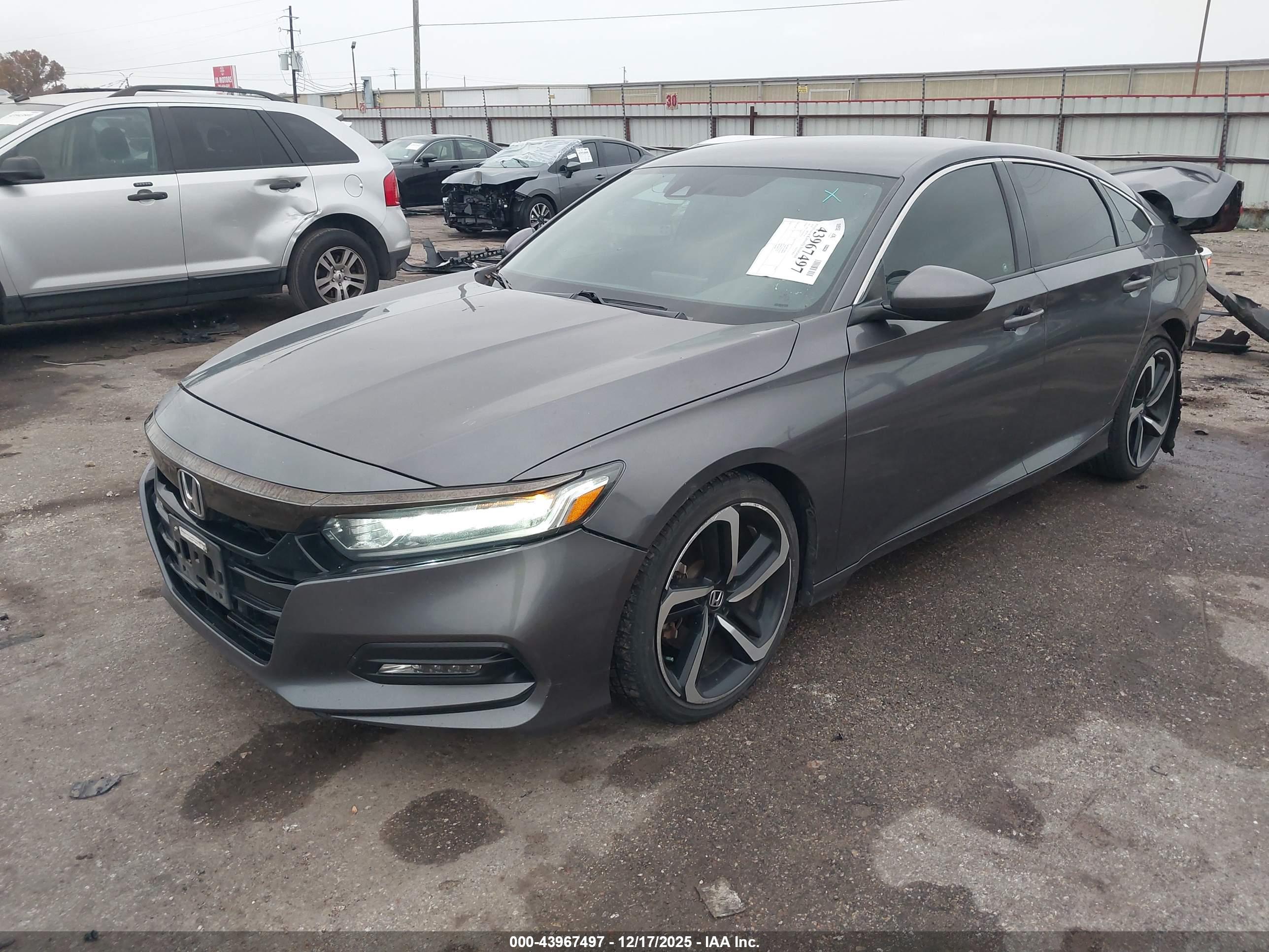 HONDA ACCORD image 2