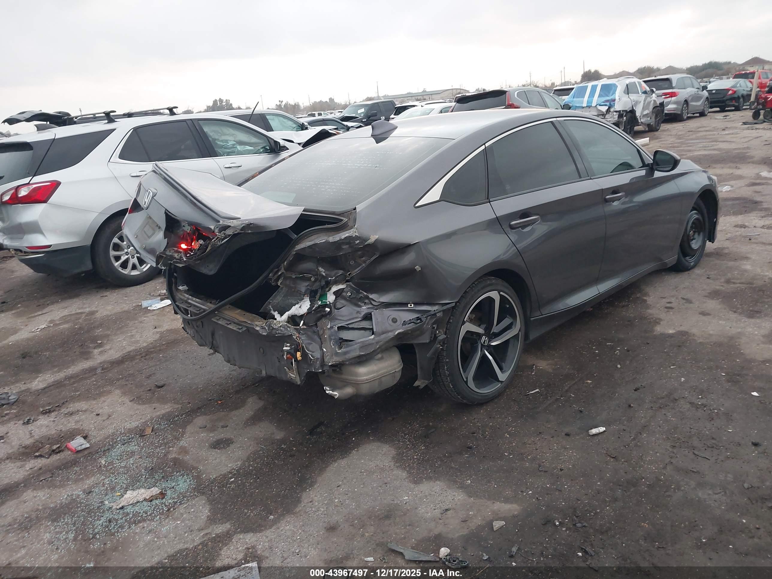 HONDA ACCORD image 4