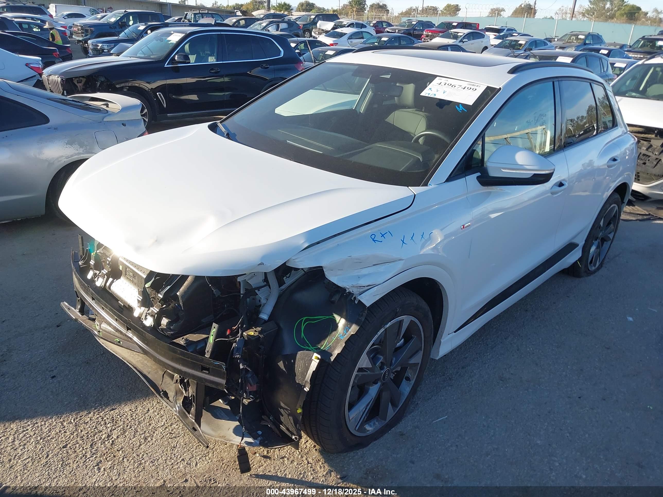 AUDI Q4 image 2