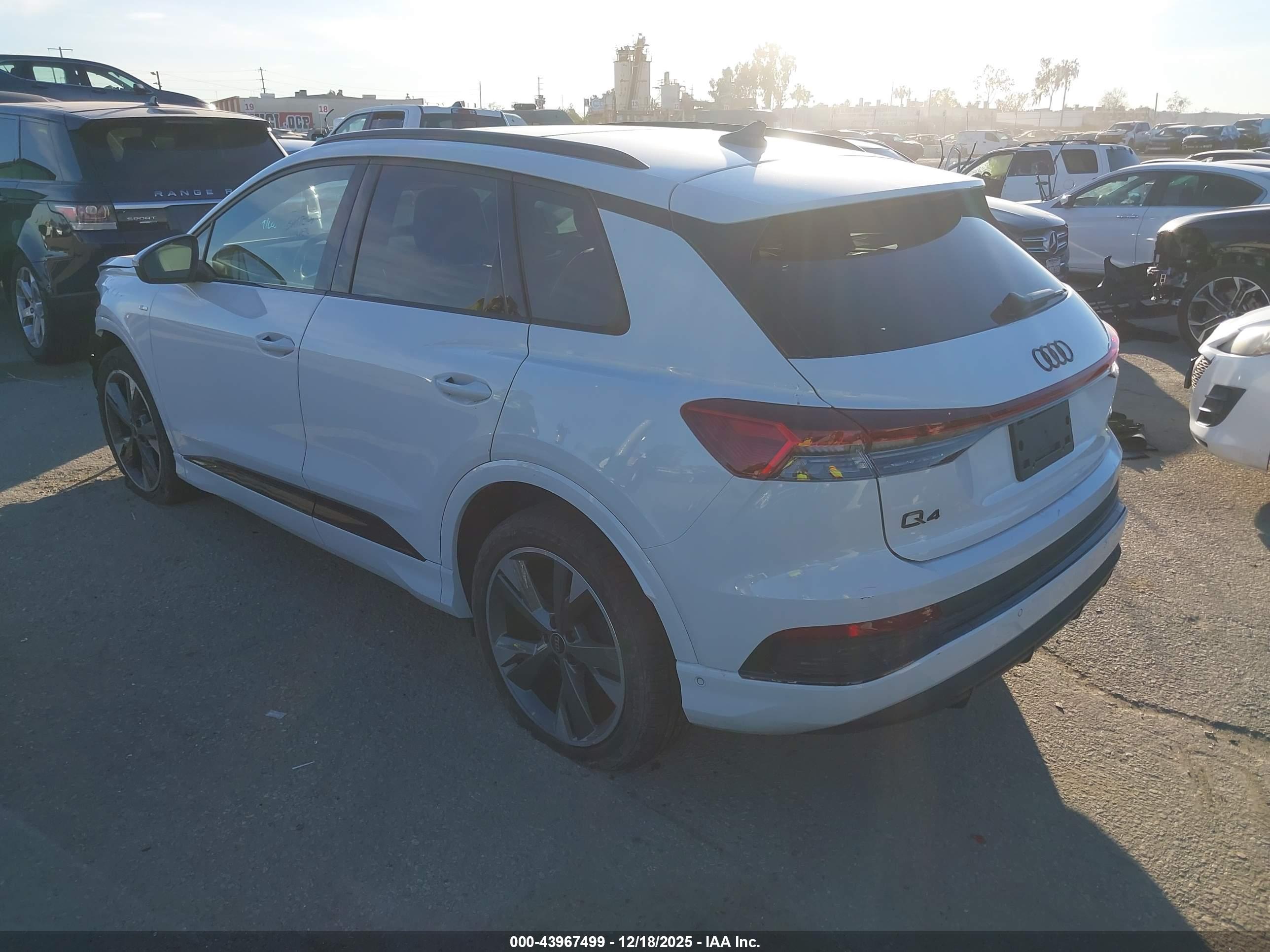 AUDI Q4 image 3