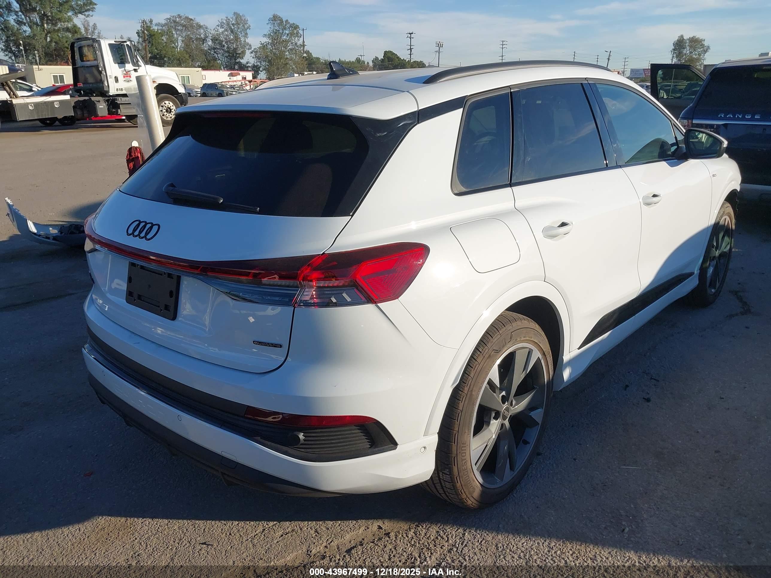 AUDI Q4 image 4