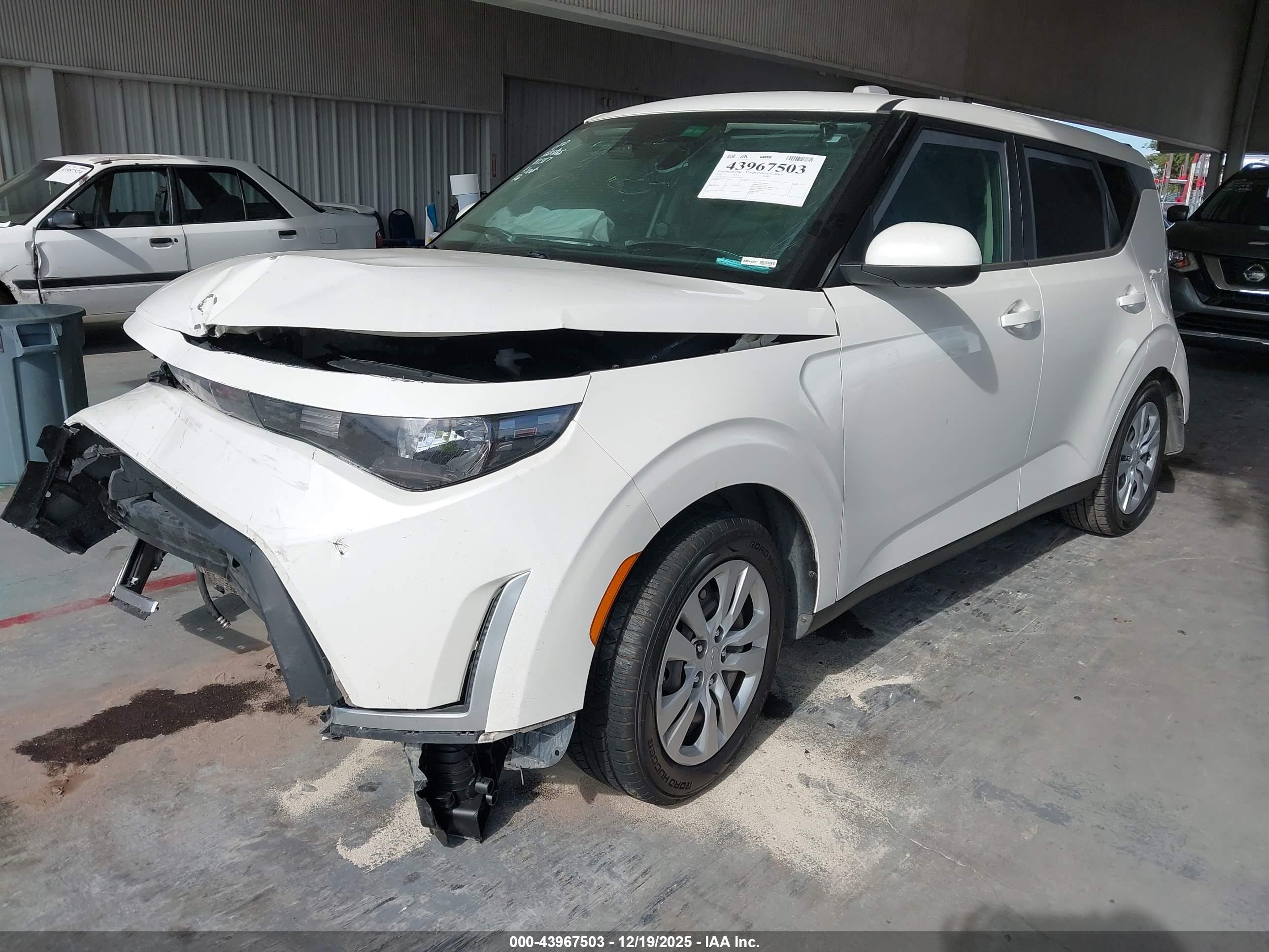 KIA SOUL image 2
