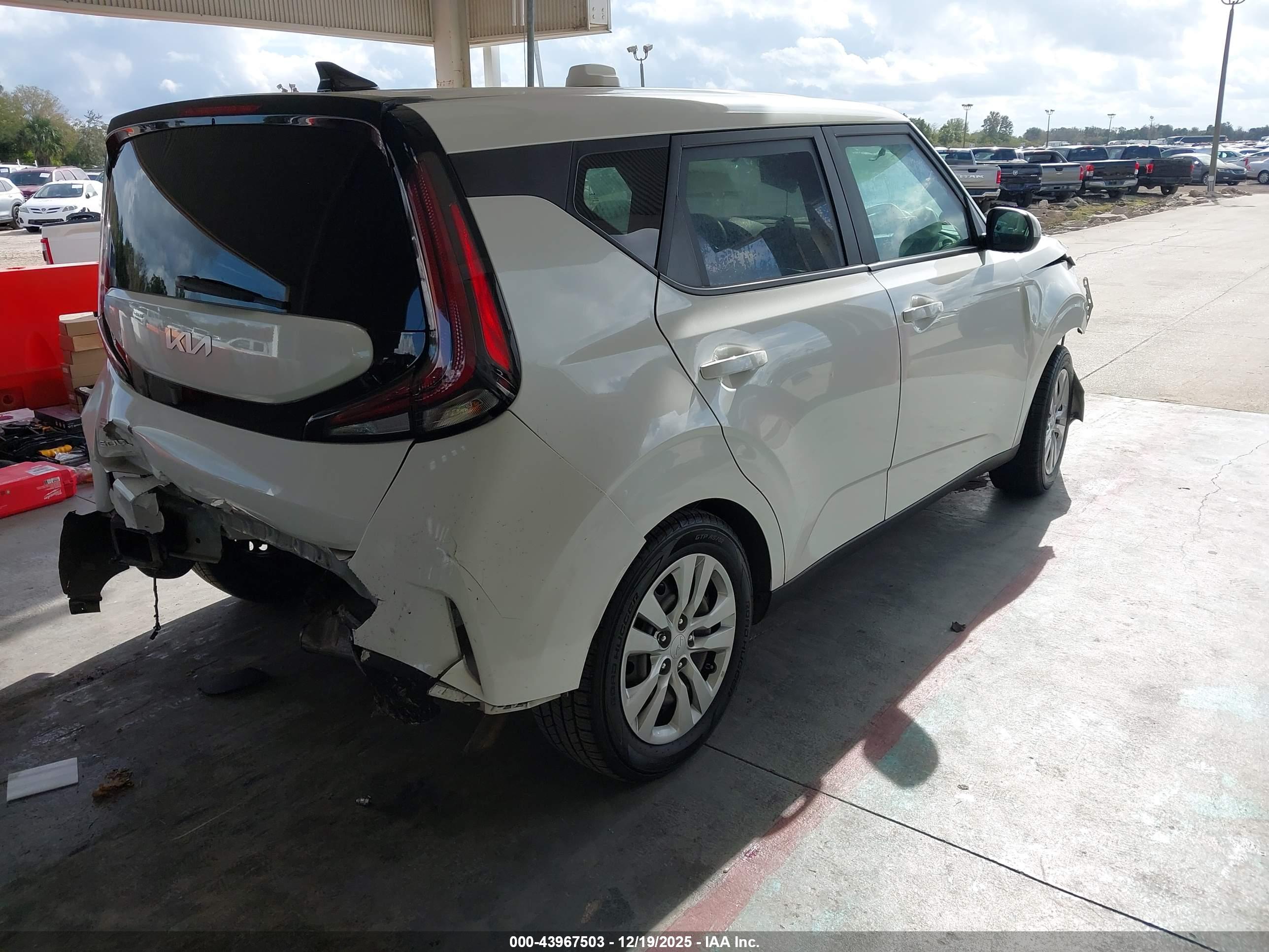 KIA SOUL image 4