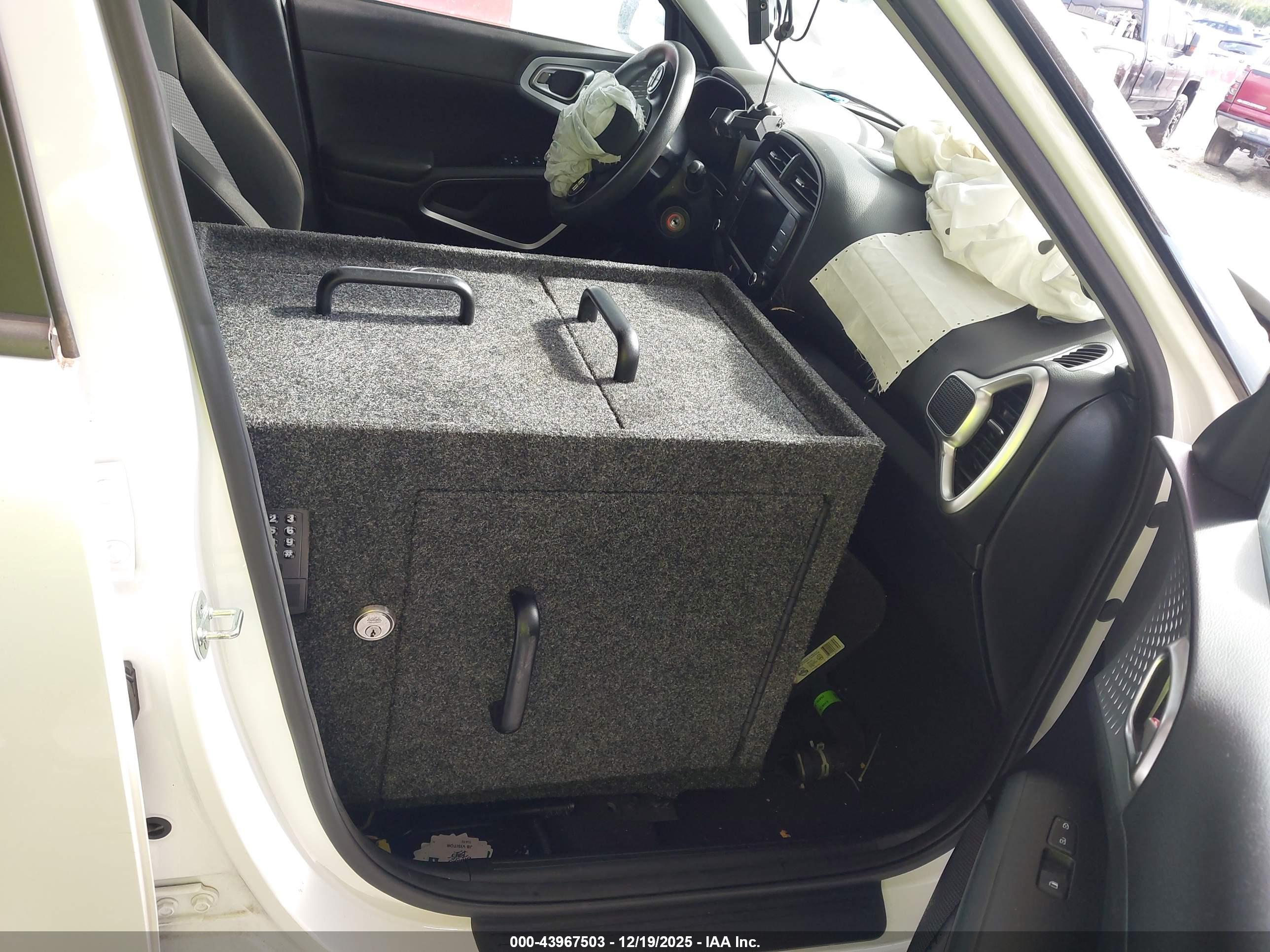 KIA SOUL image 5