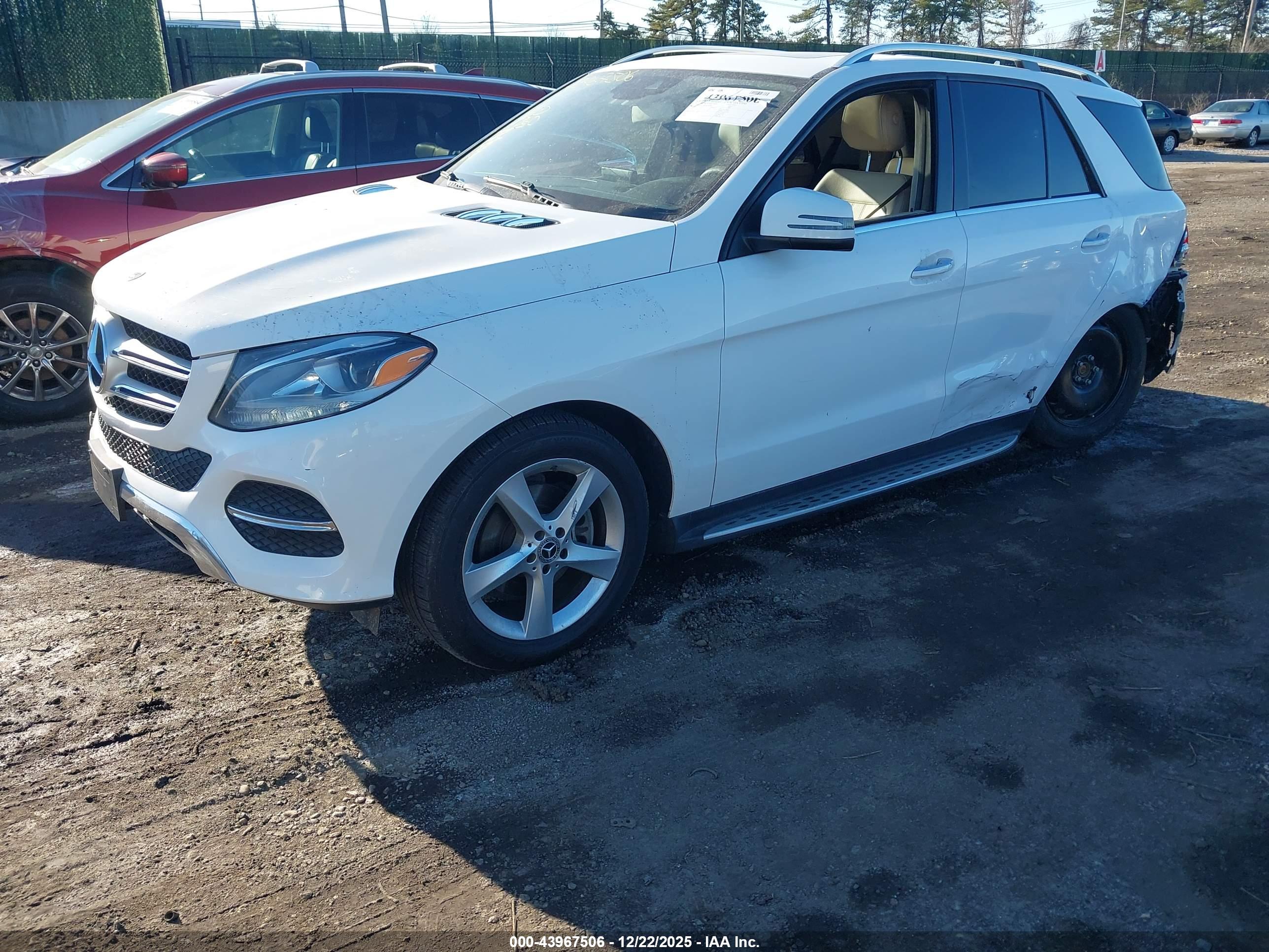 MERCEDES-BENZ GLE image 2