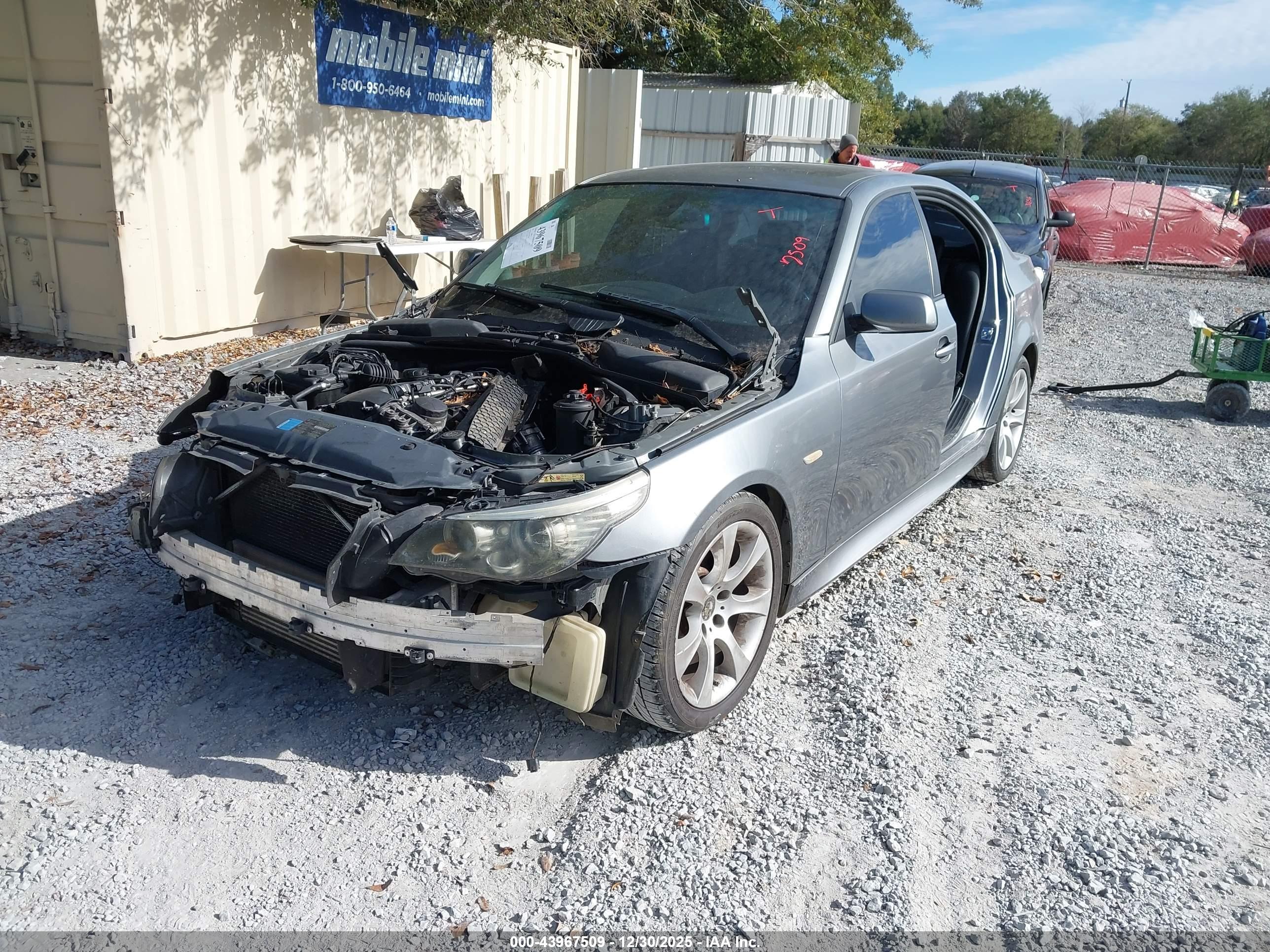BMW 535I image 2