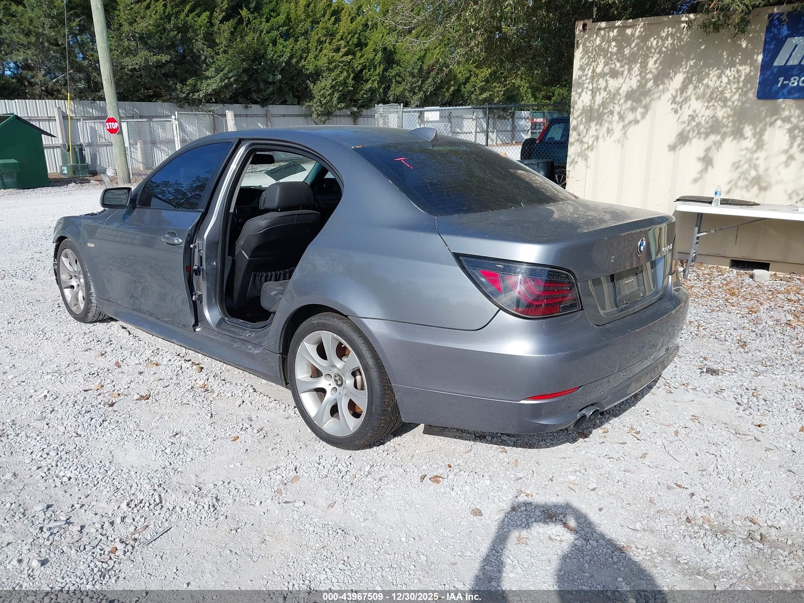 BMW 535I image 3