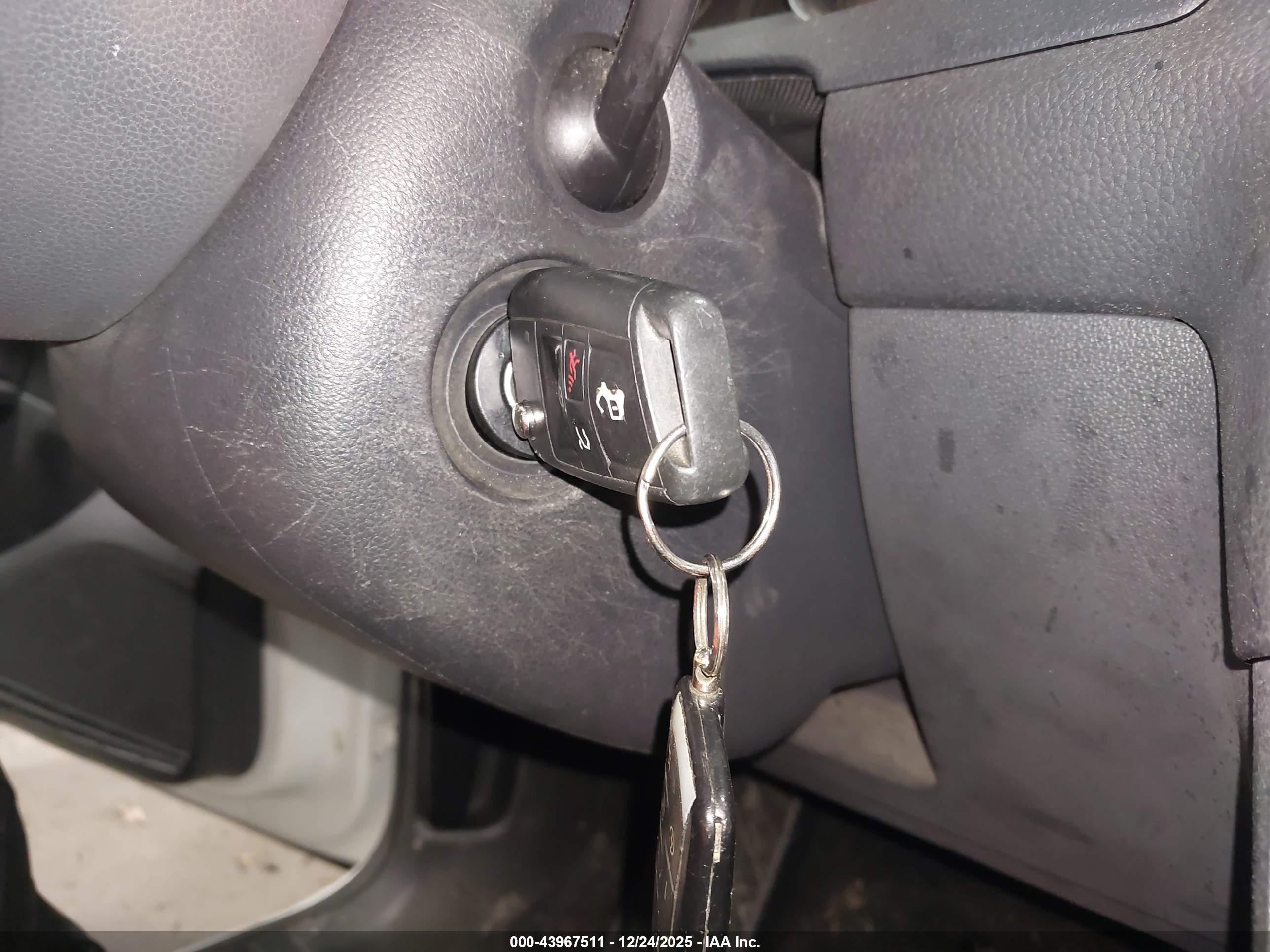 VOLKSWAGEN GOLF image 11