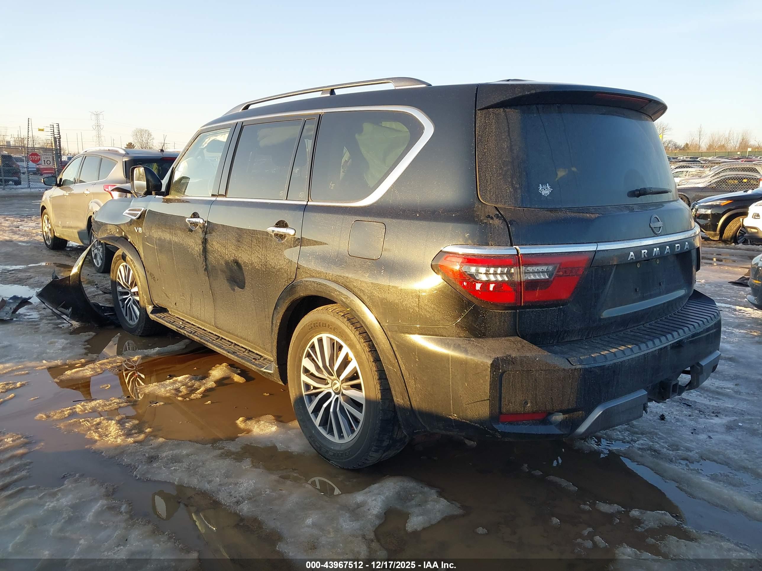 NISSAN ARMADA image 3