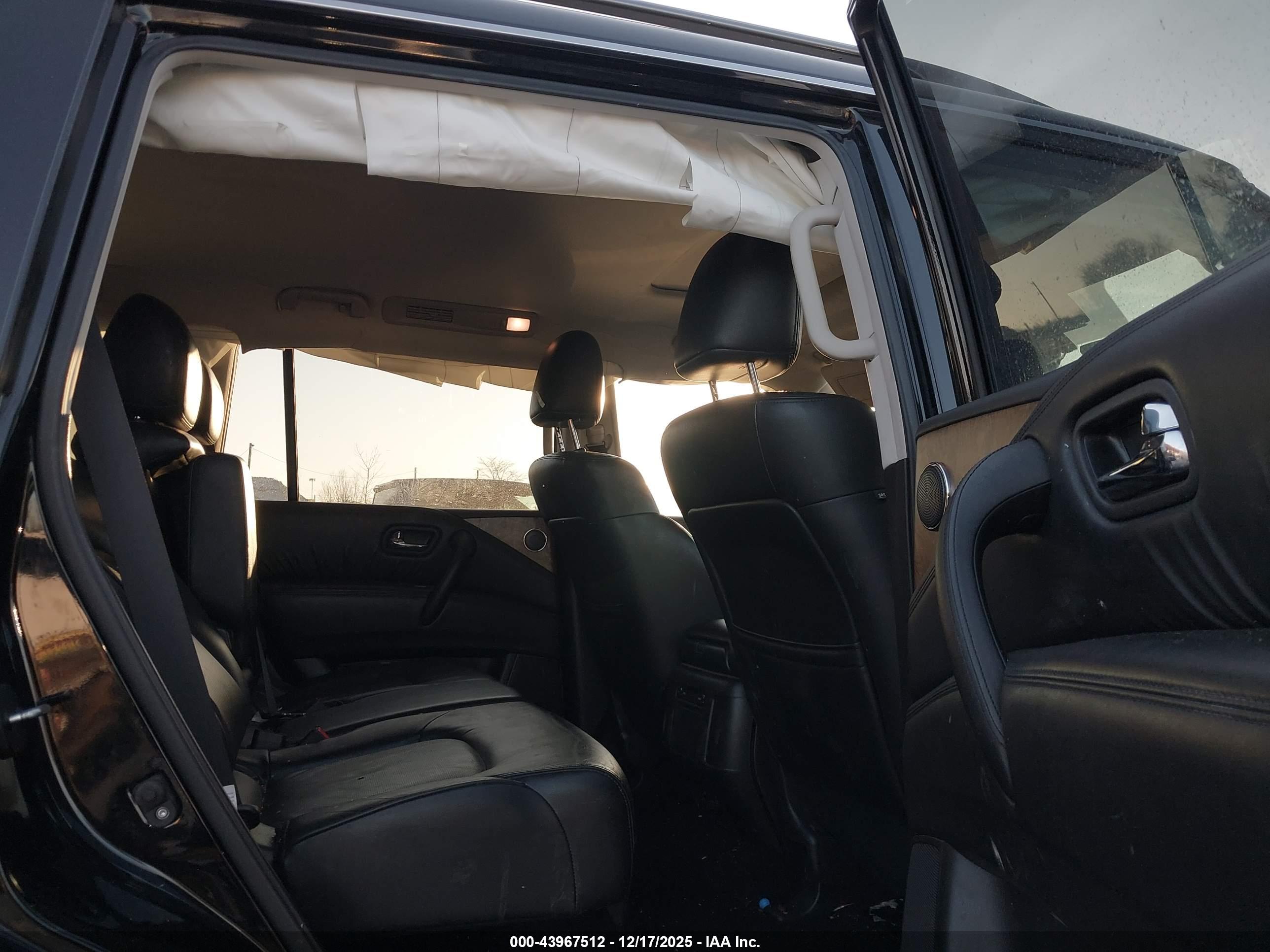 NISSAN ARMADA image 8