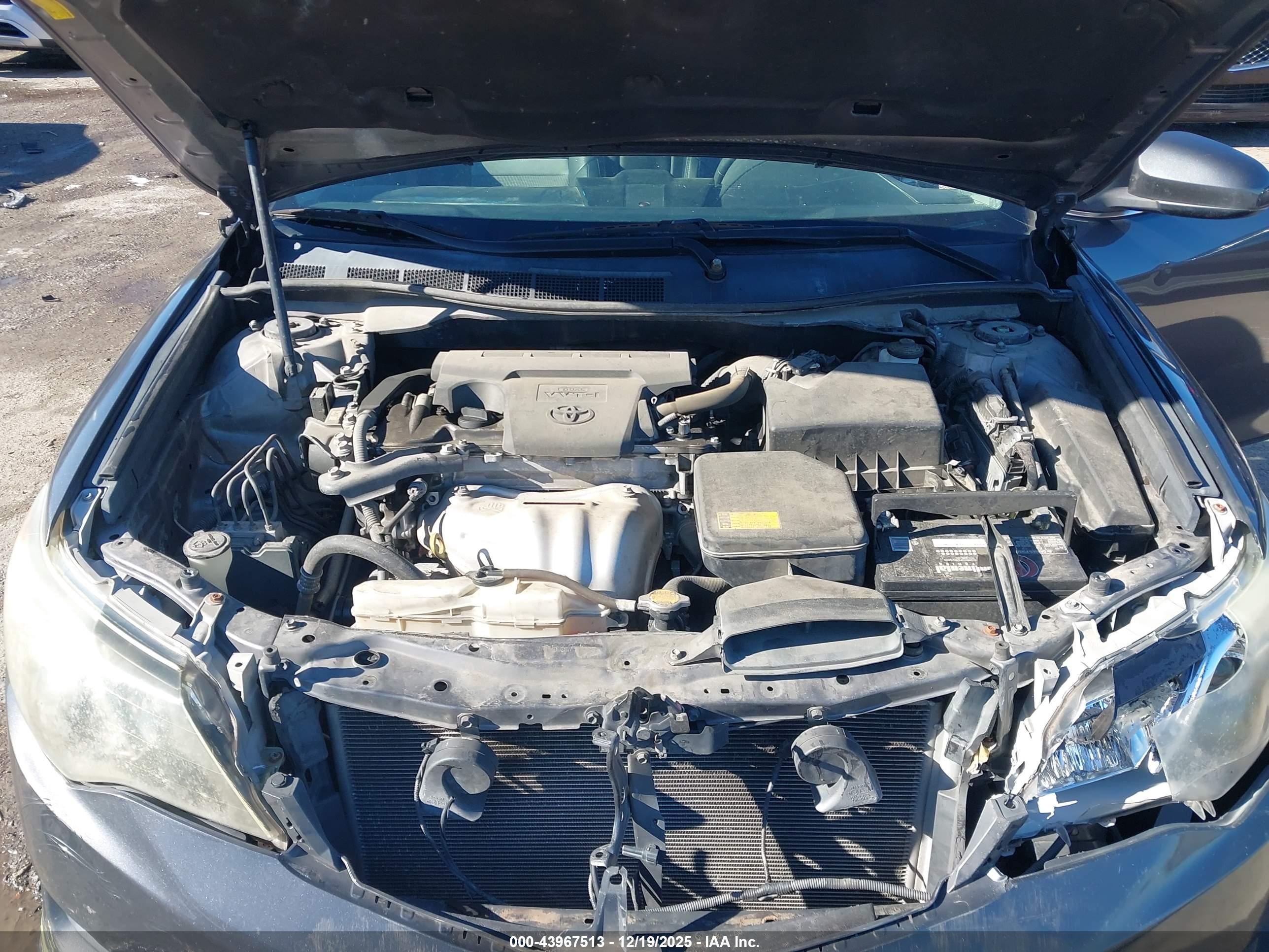 TOYOTA CAMRY image 10