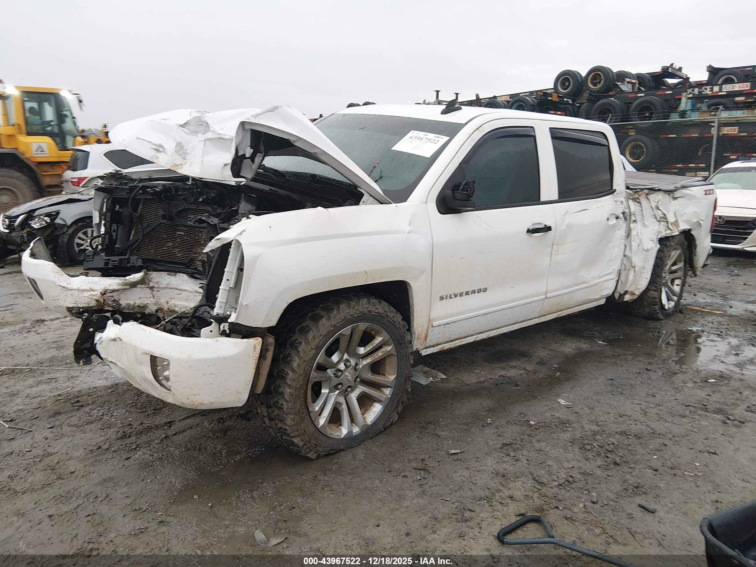 CHEVROLET SILVERADO image 2