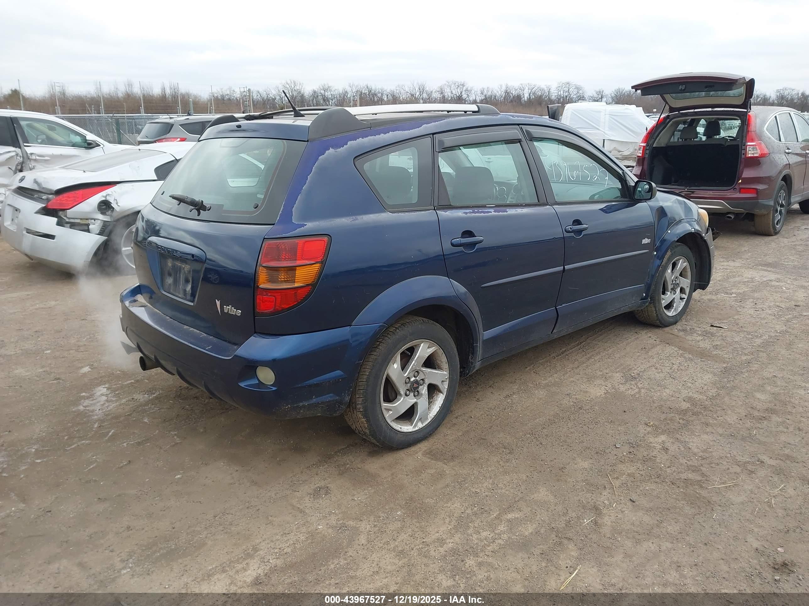 PONTIAC VIBE image 4