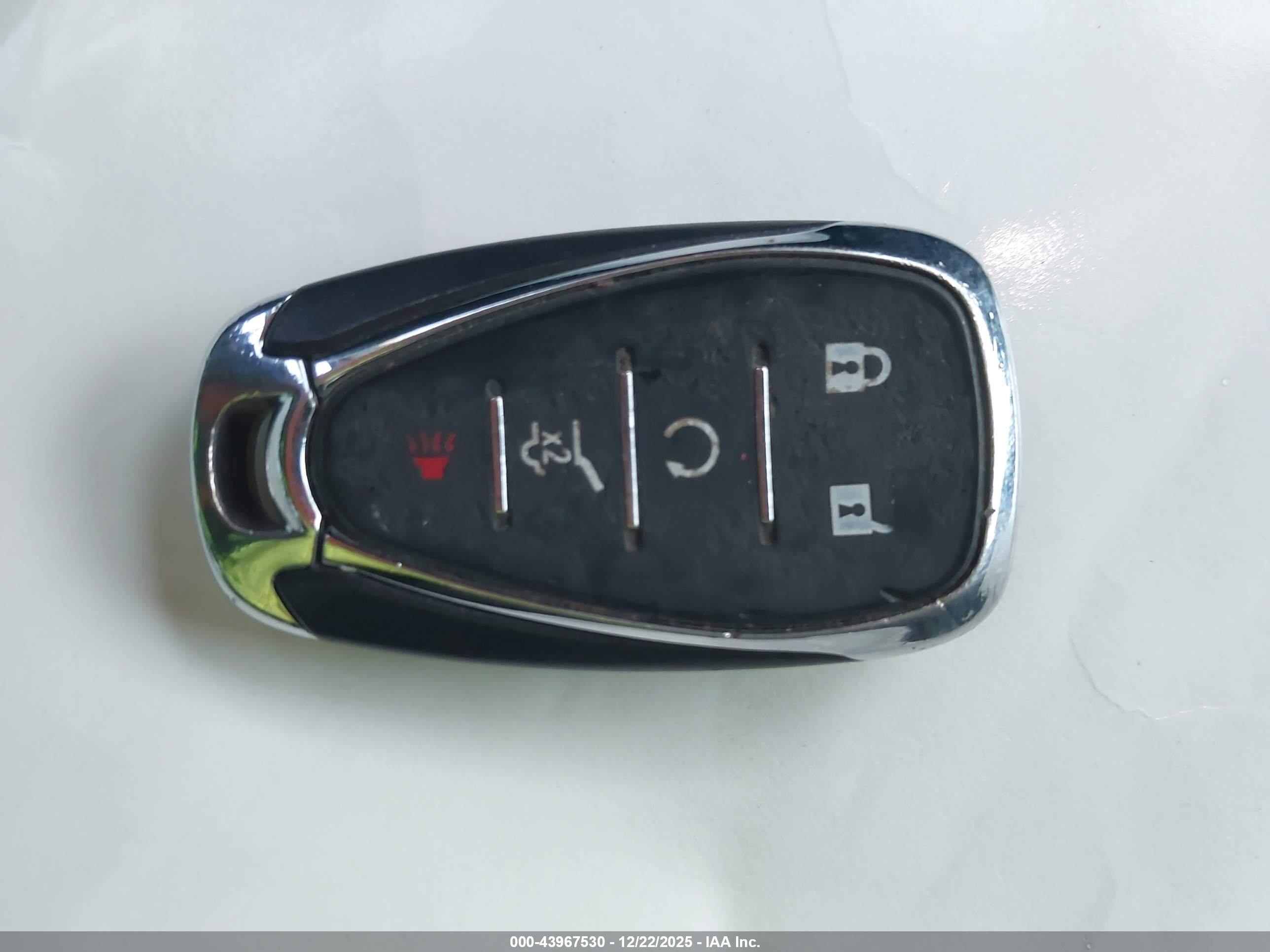 CHEVROLET EQUINOX image 11