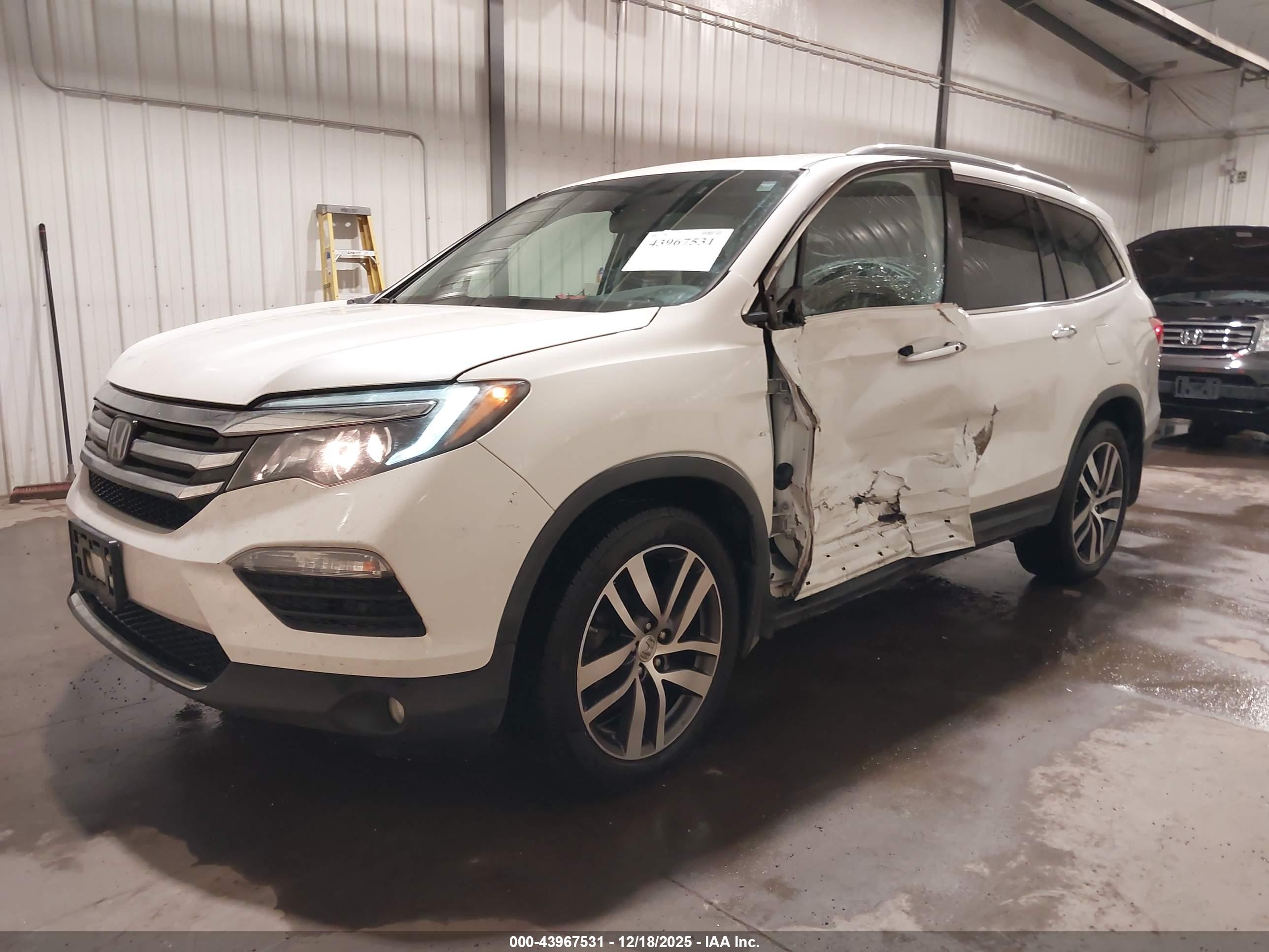 HONDA PILOT image 2