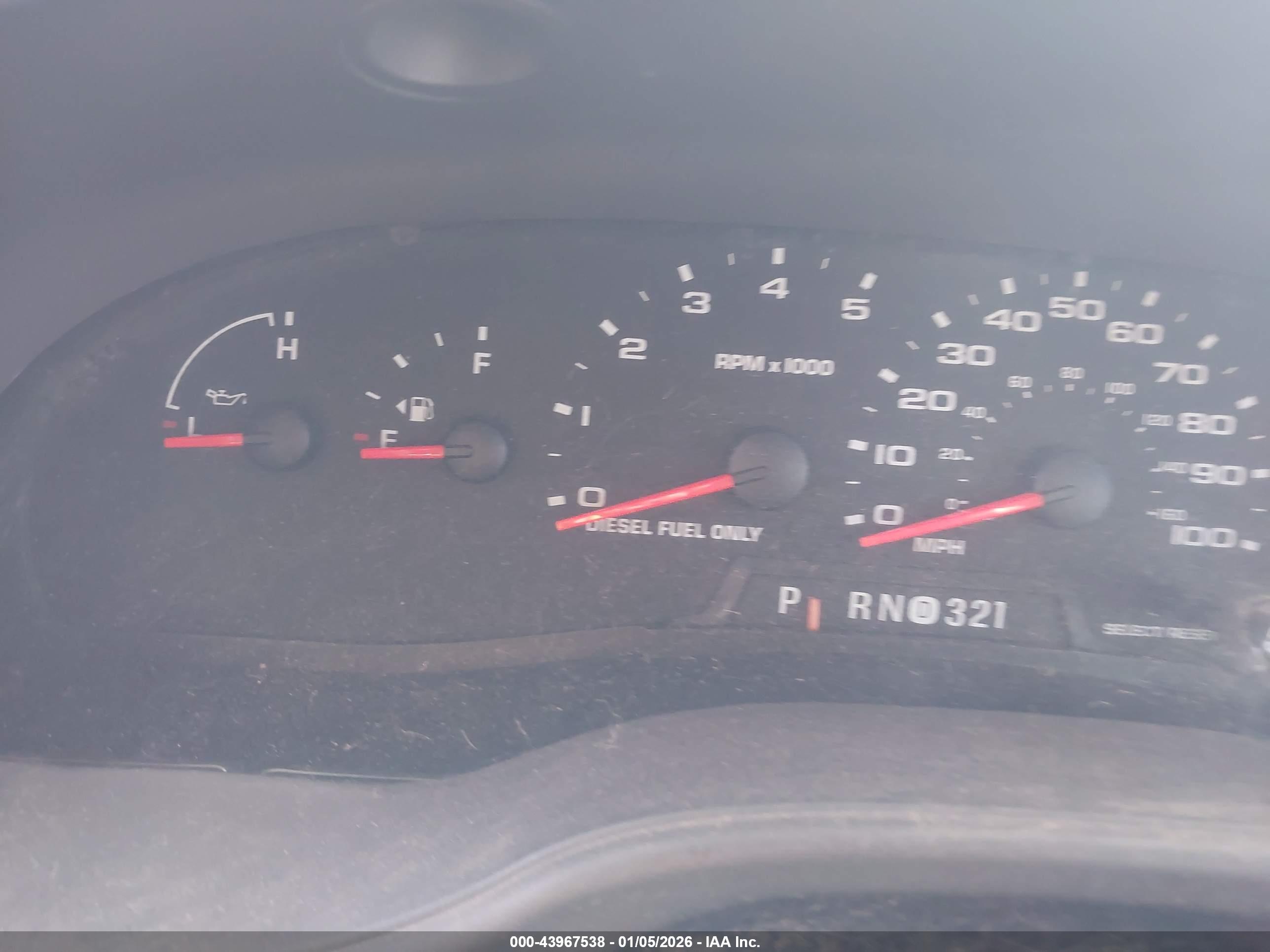 FORD E-450 image 6