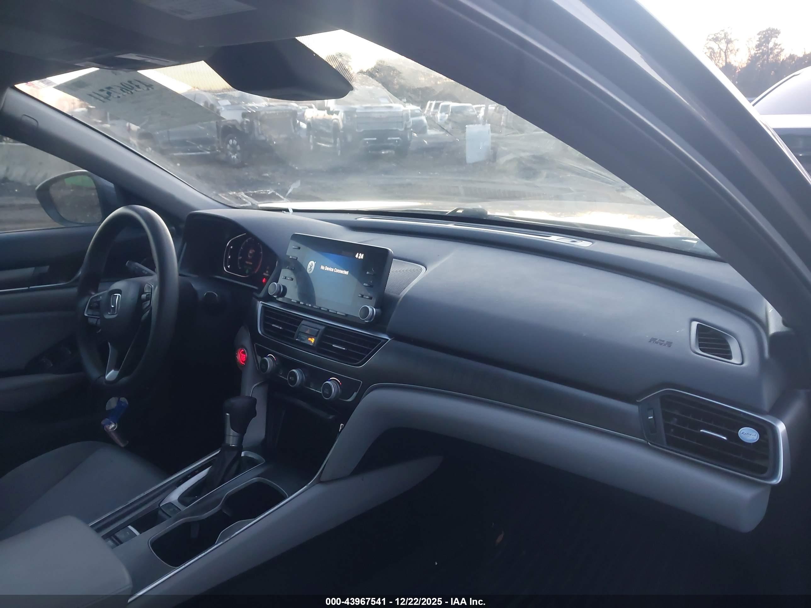 HONDA ACCORD image 5