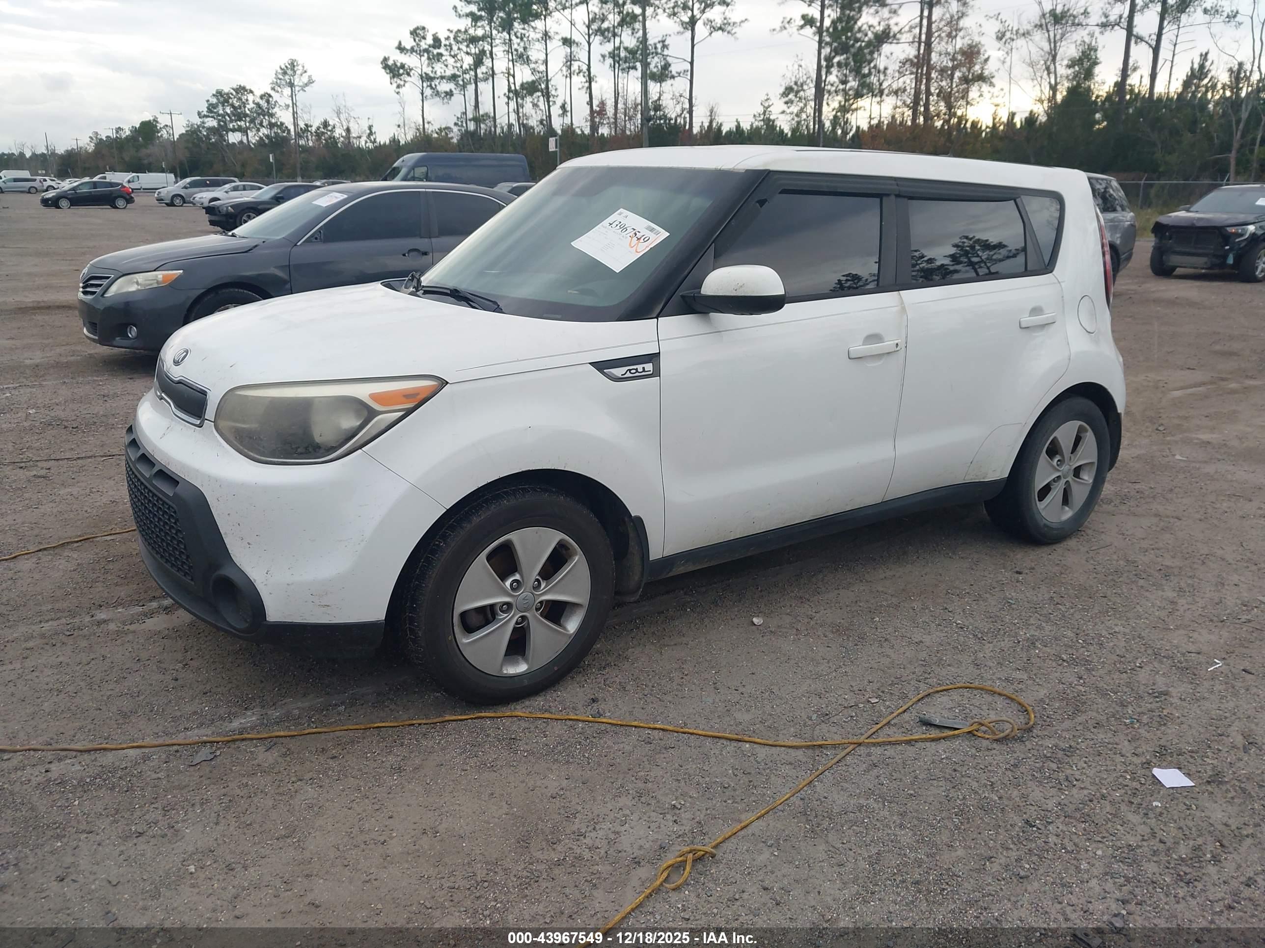 KIA SOUL image 2