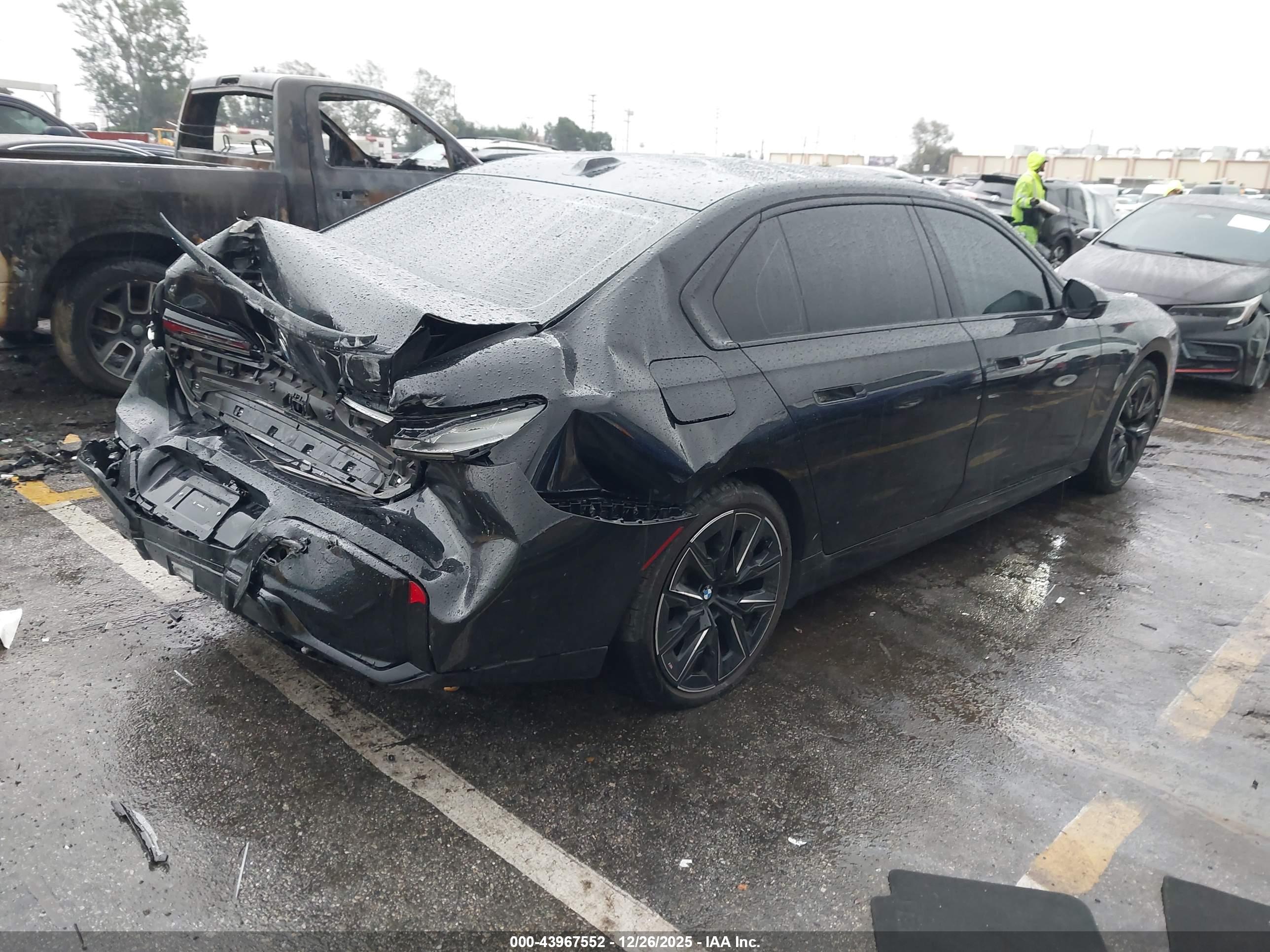 BMW I7 image 4