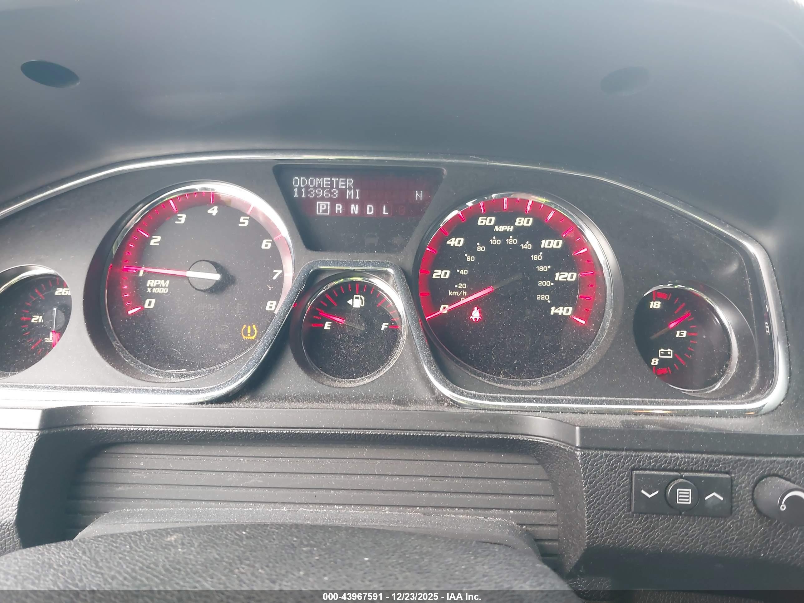 GMC ACADIA image 7