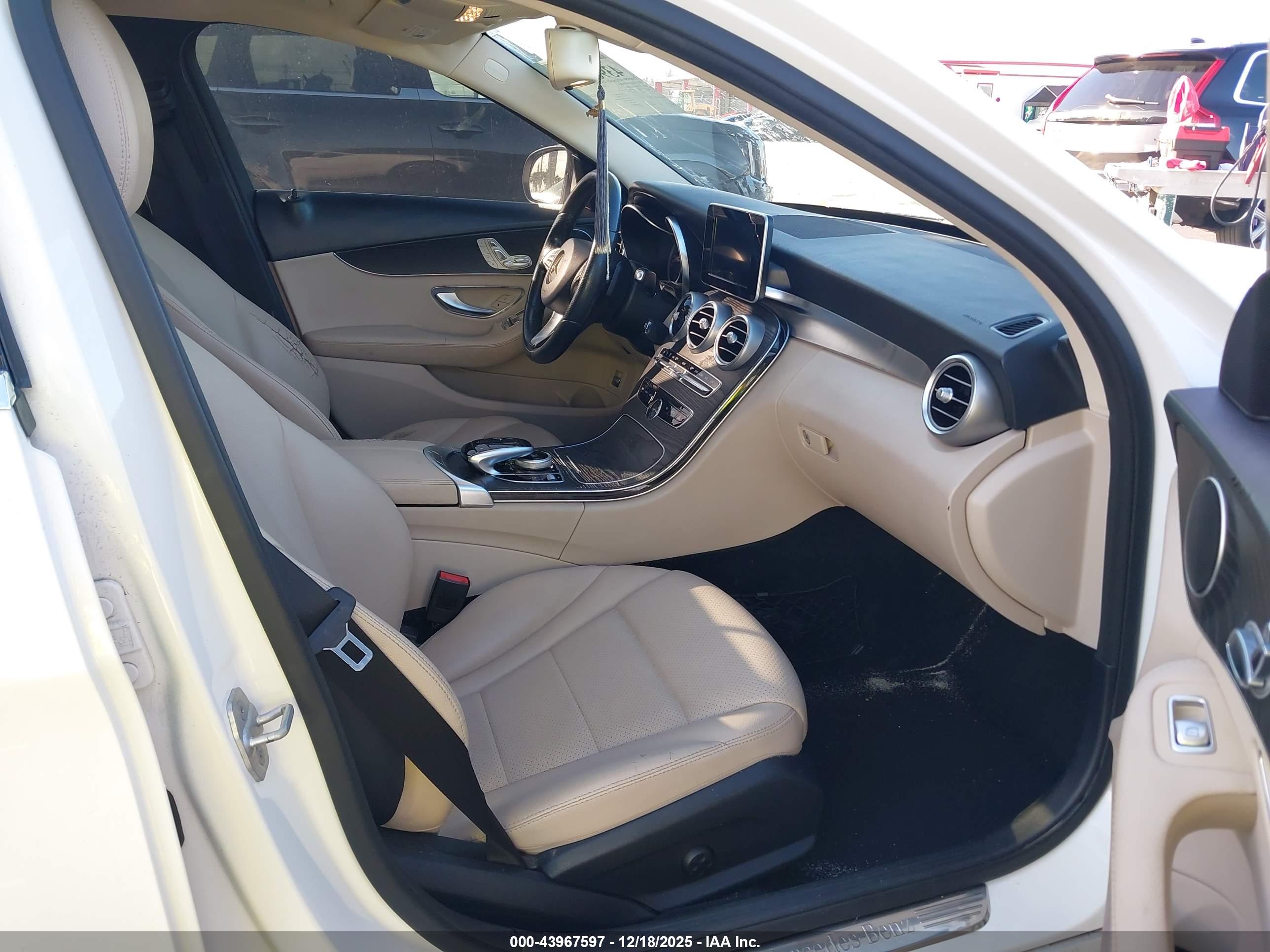 MERCEDES-BENZ C image 5