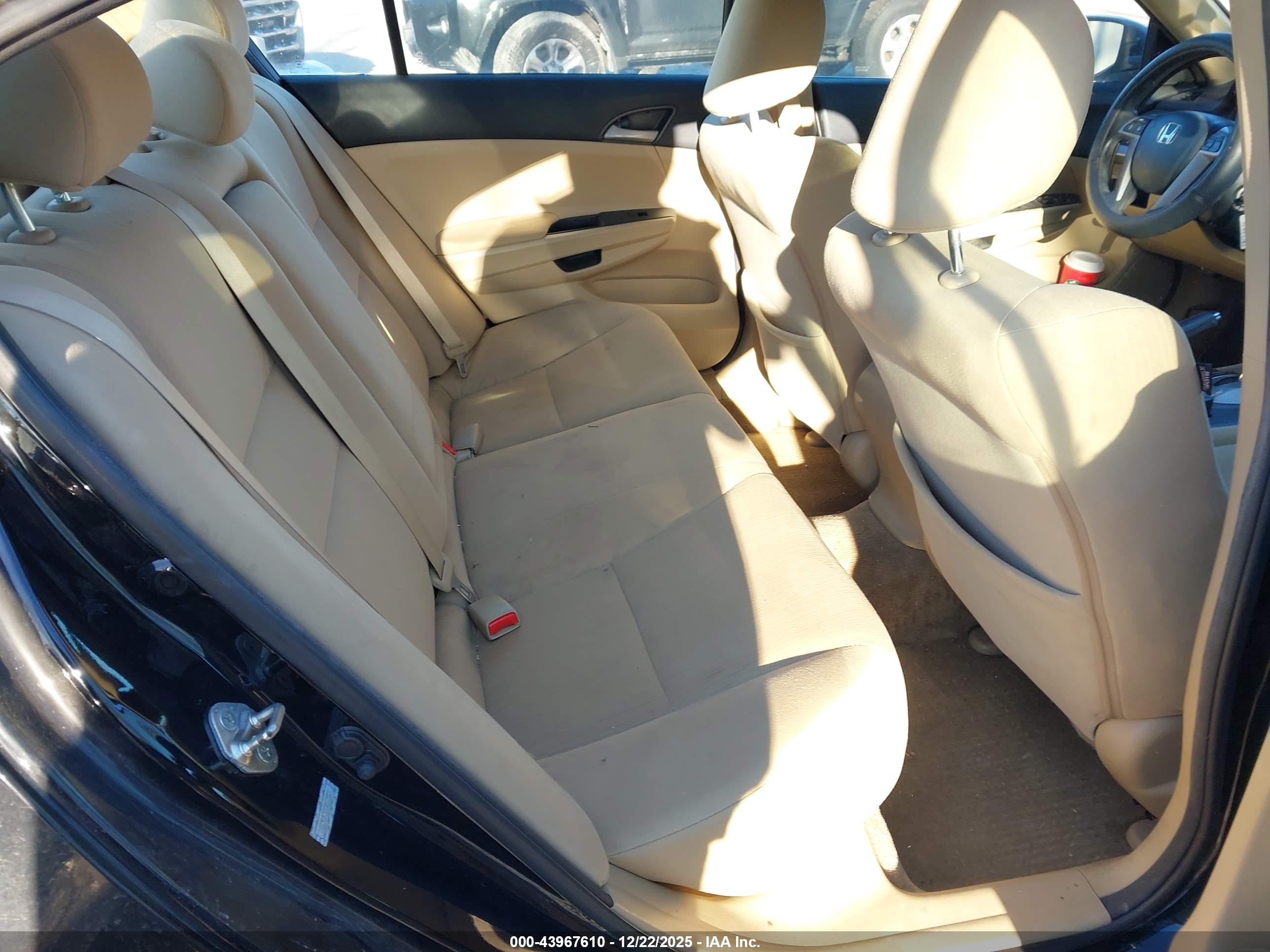 HONDA ACCORD image 8