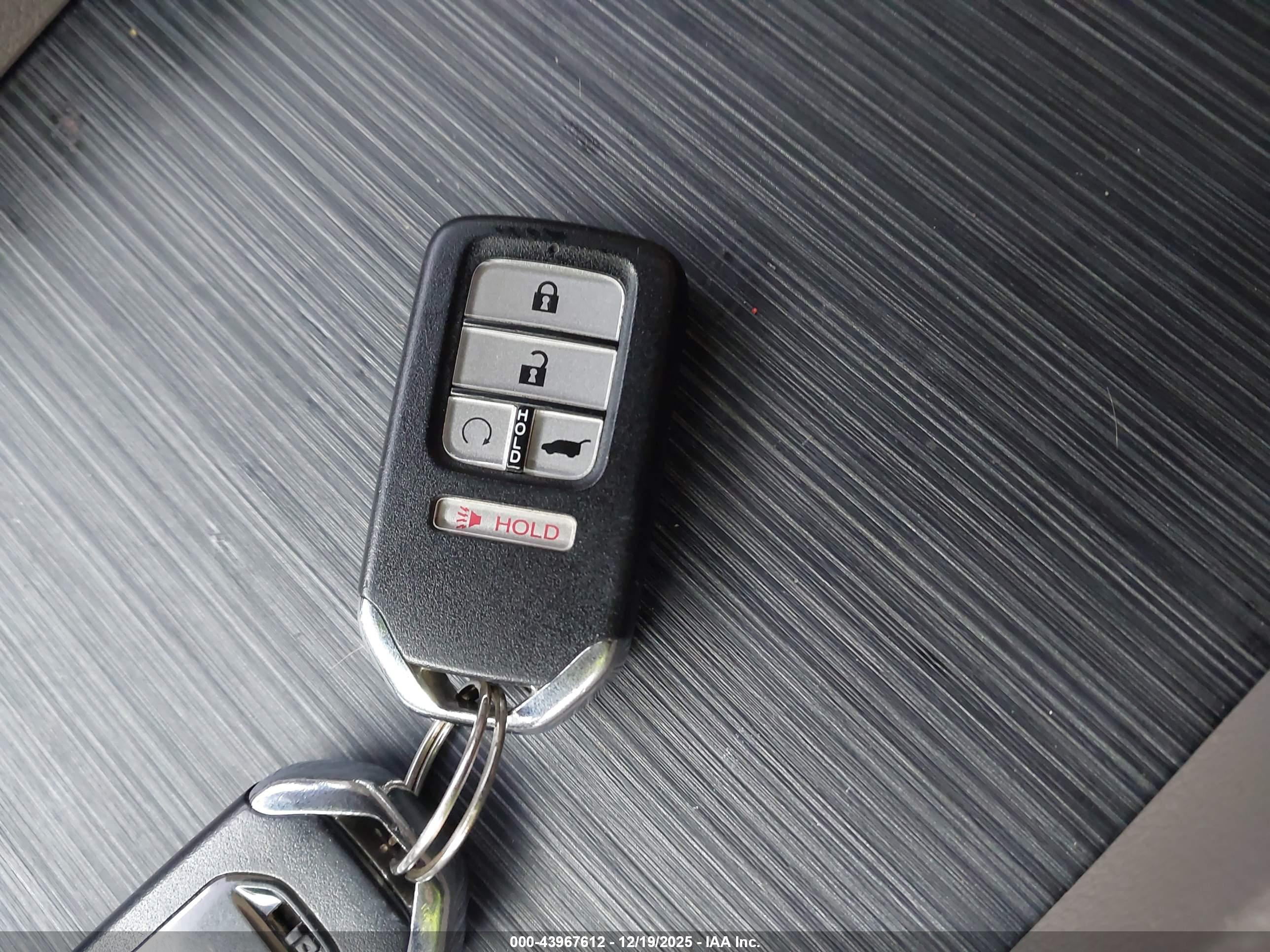 HONDA PILOT image 11