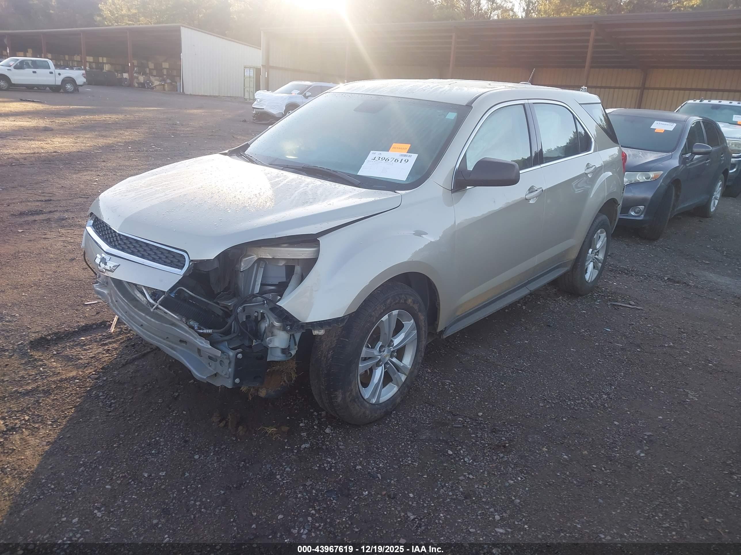 CHEVROLET EQUINOX image 2