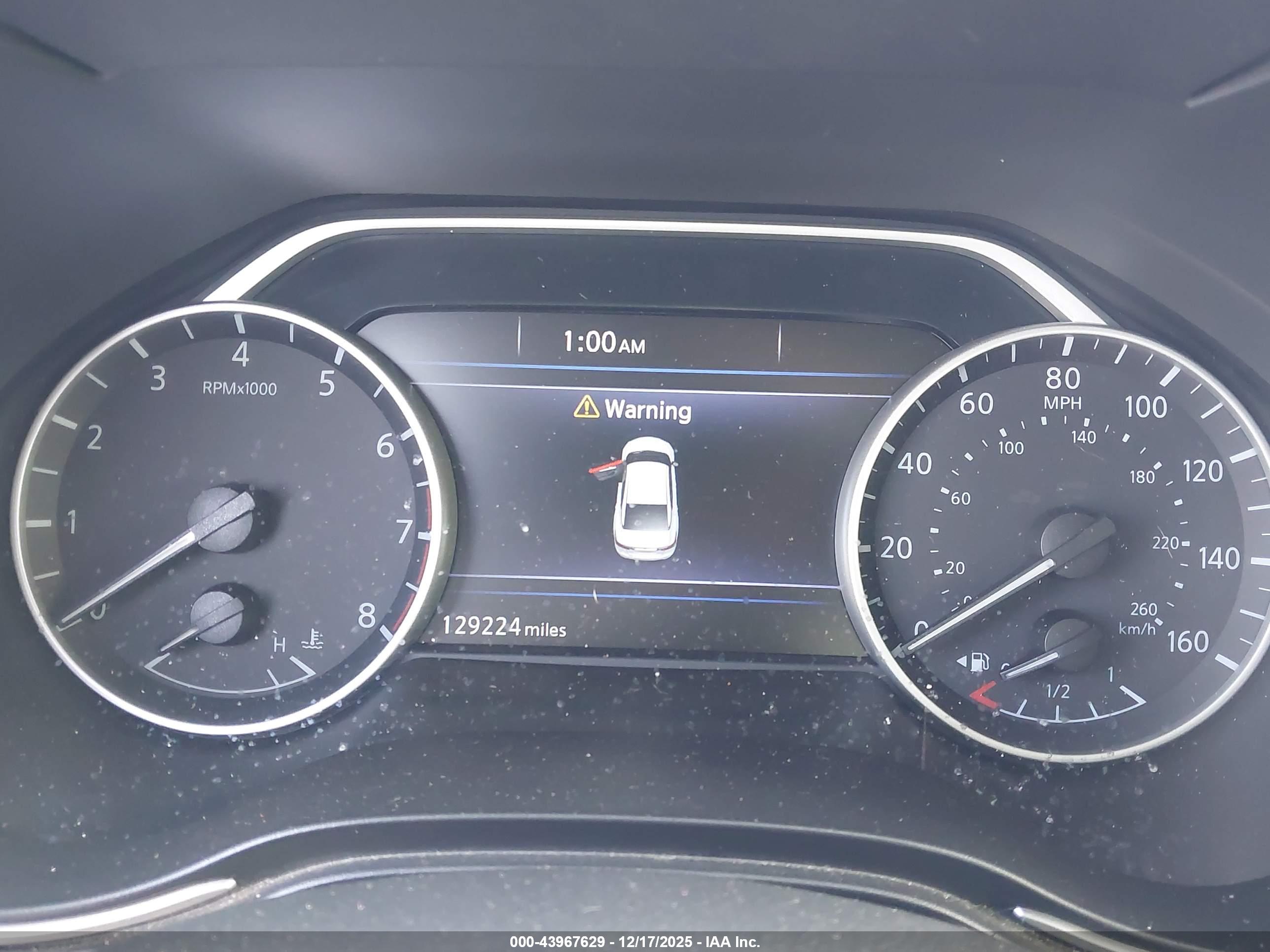 NISSAN MAXIMA image 7