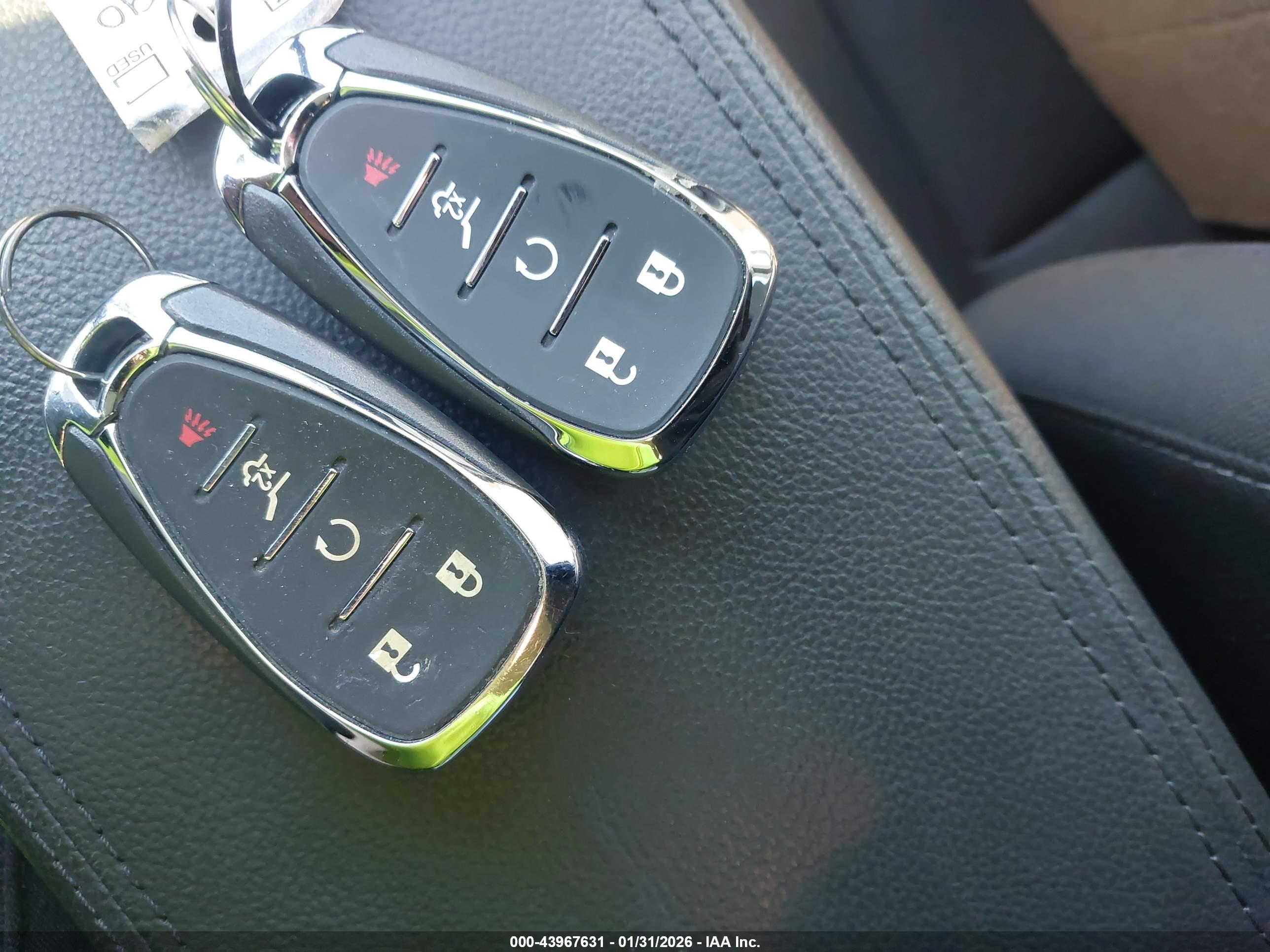 CHEVROLET EQUINOX image 11