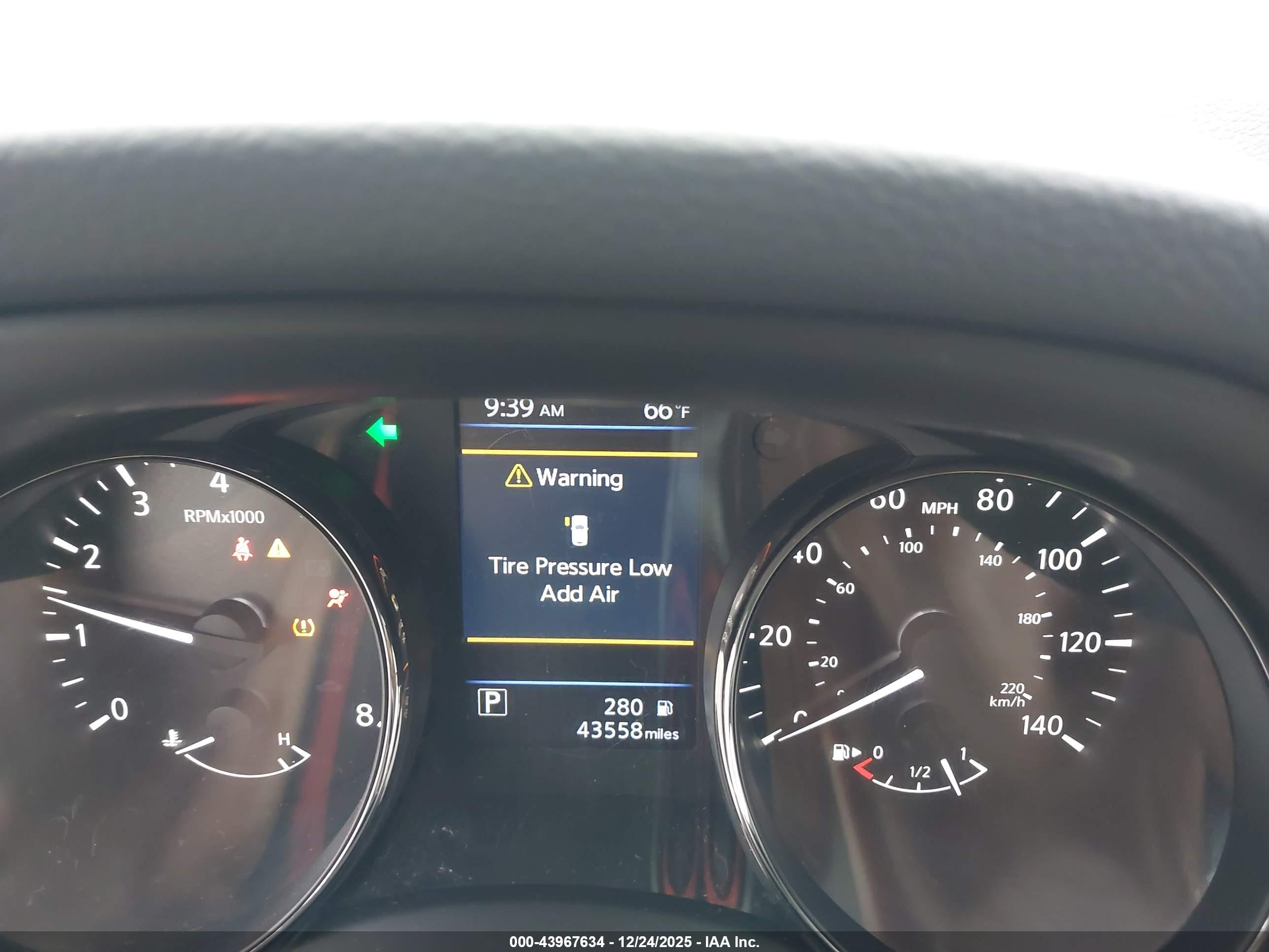 NISSAN ROGUE image 7