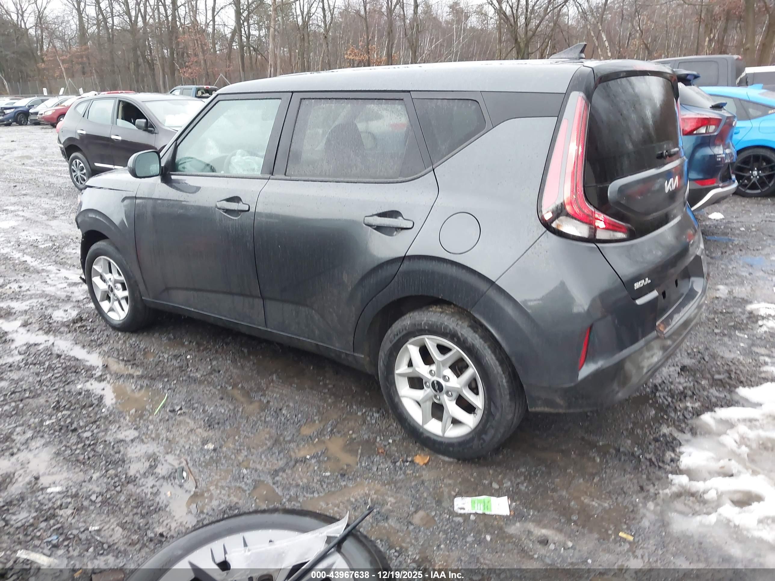 KIA SOUL image 3