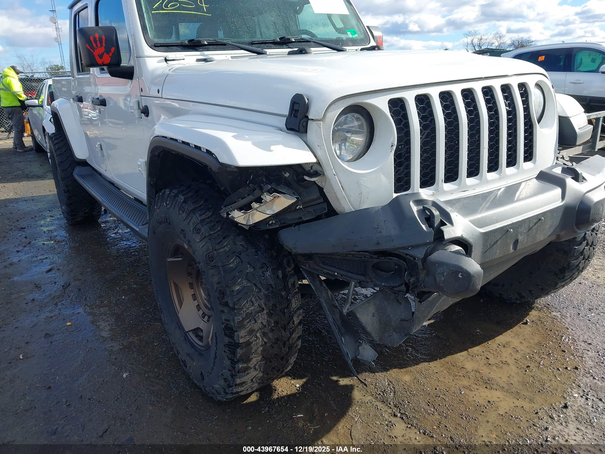 JEEP GLADIATOR image 6