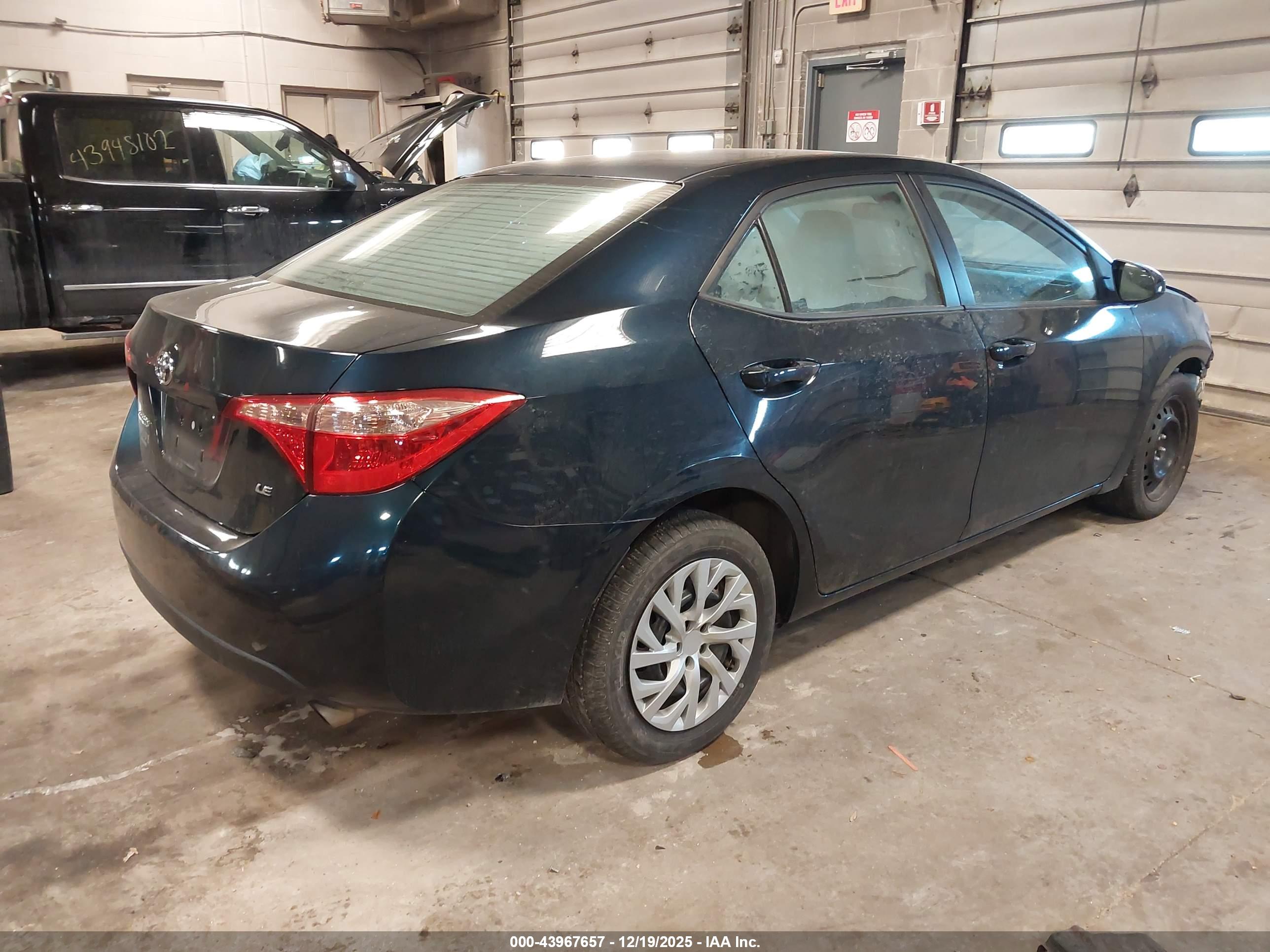 TOYOTA COROLLA image 4