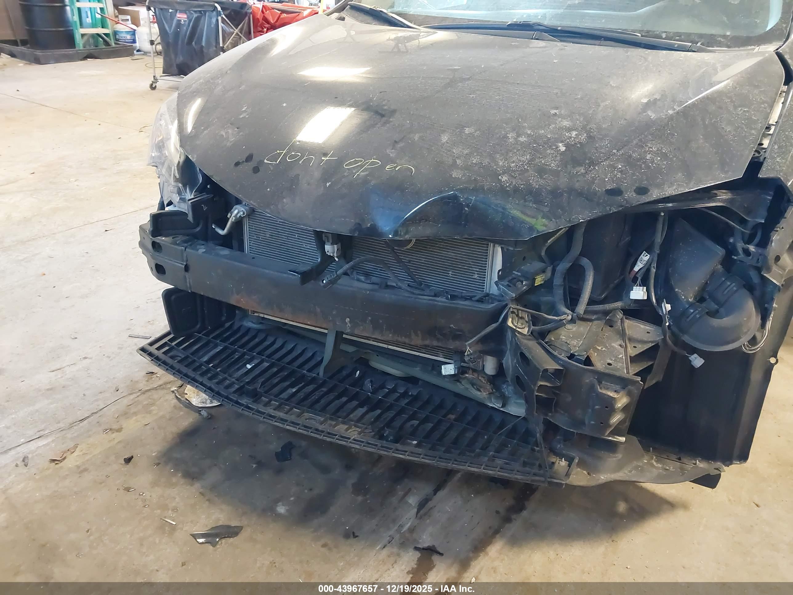TOYOTA COROLLA image 6