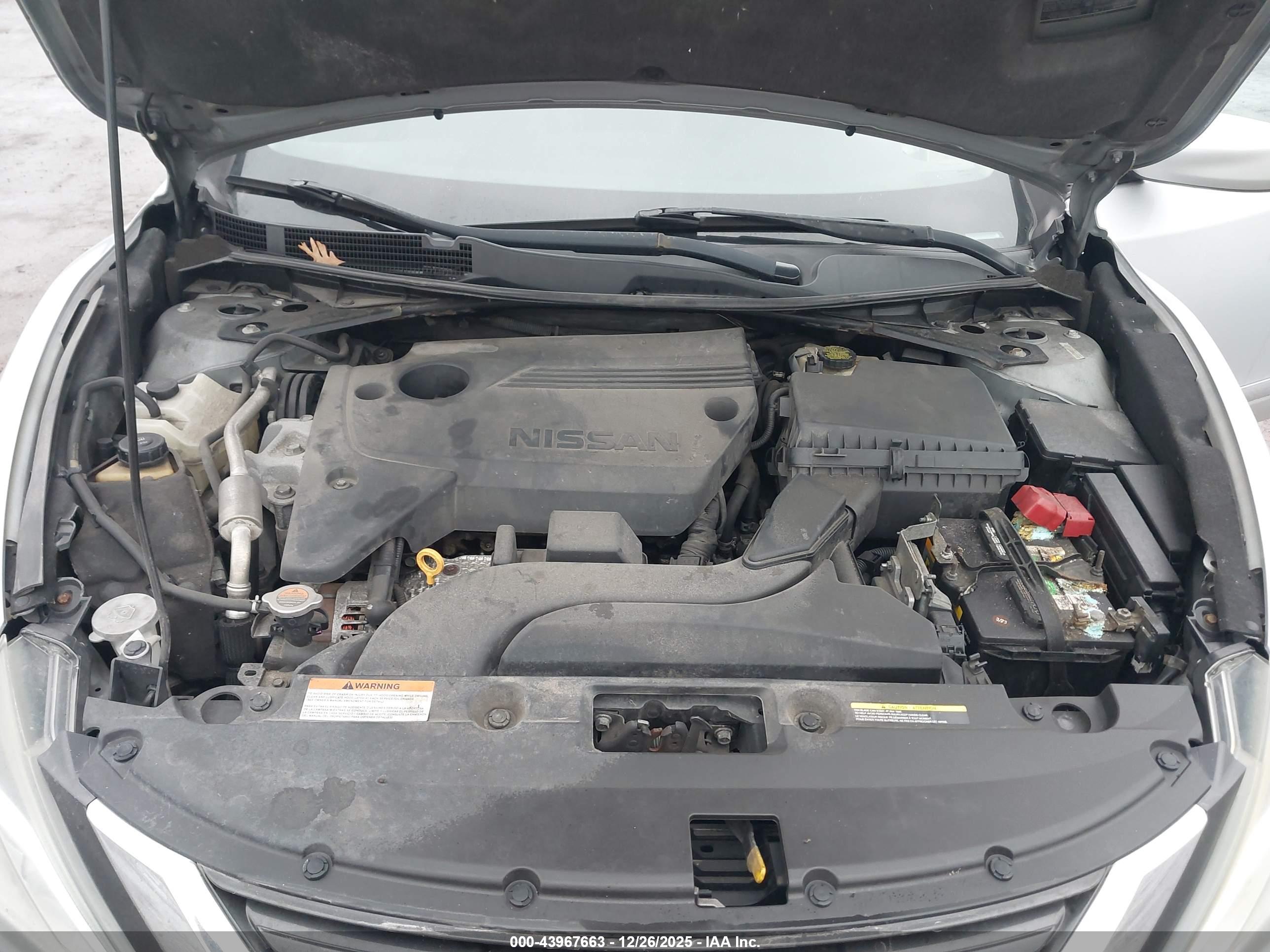 NISSAN ALTIMA image 10