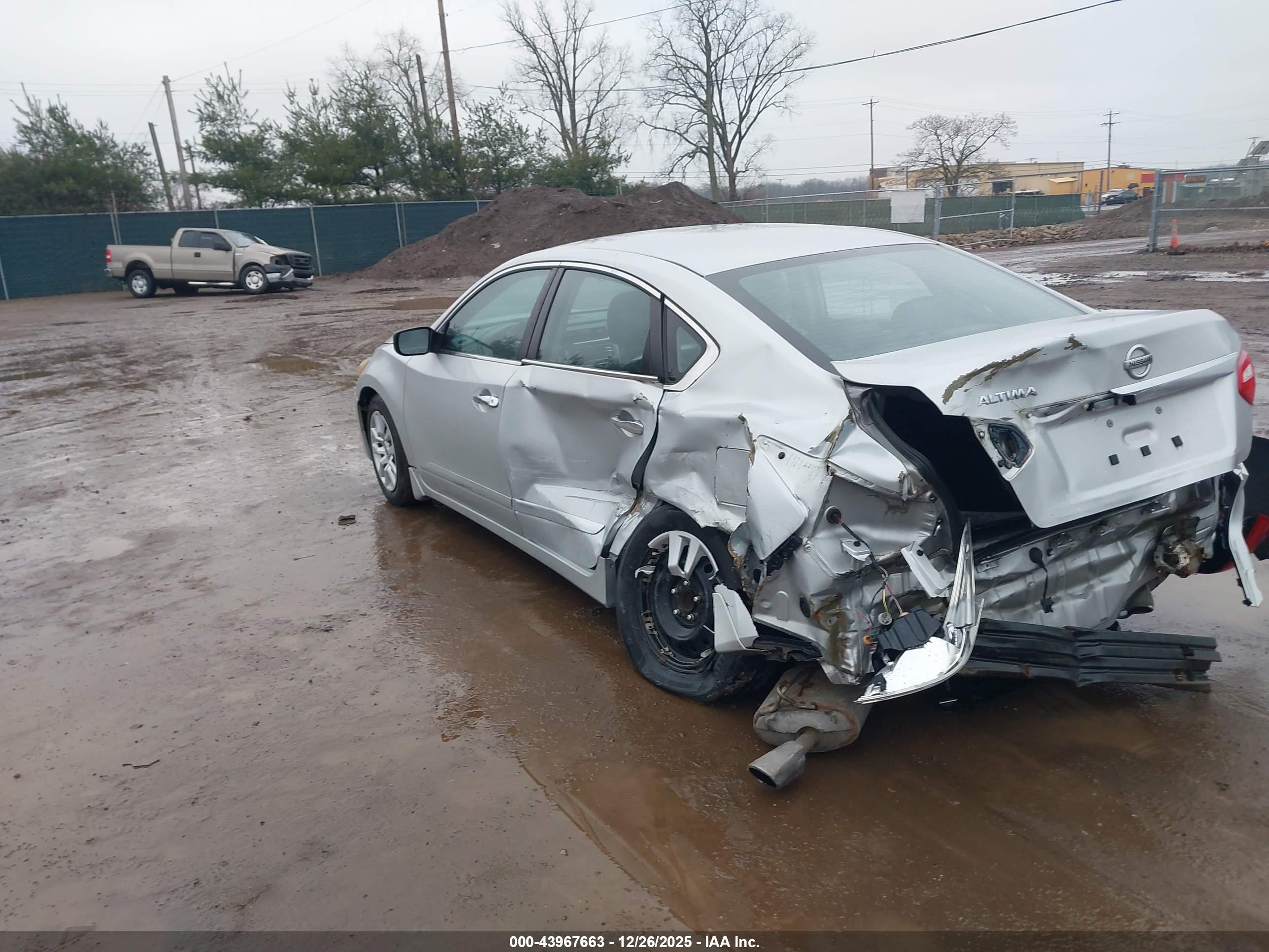 NISSAN ALTIMA image 3