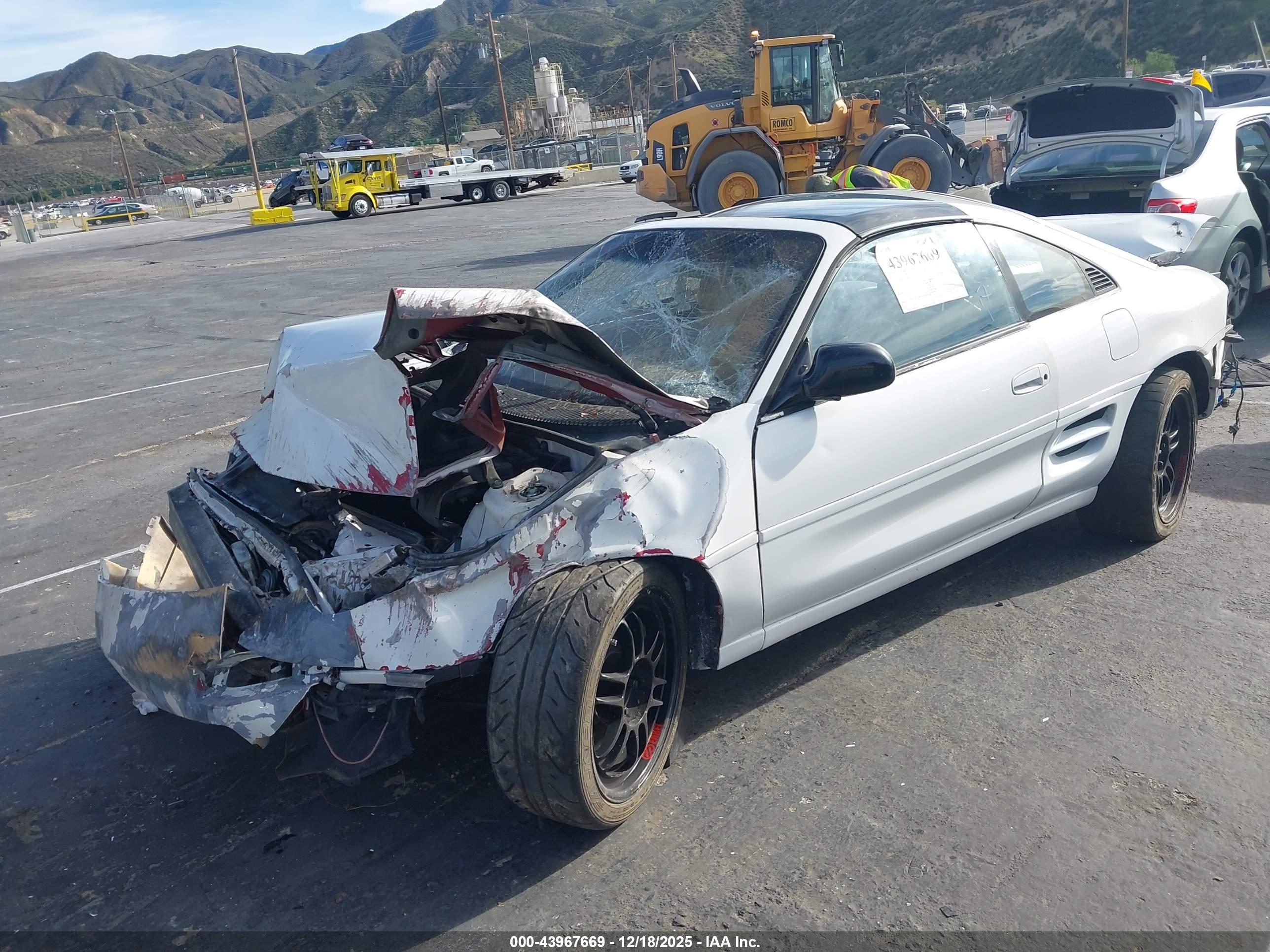 TOYOTA MR2 image 2