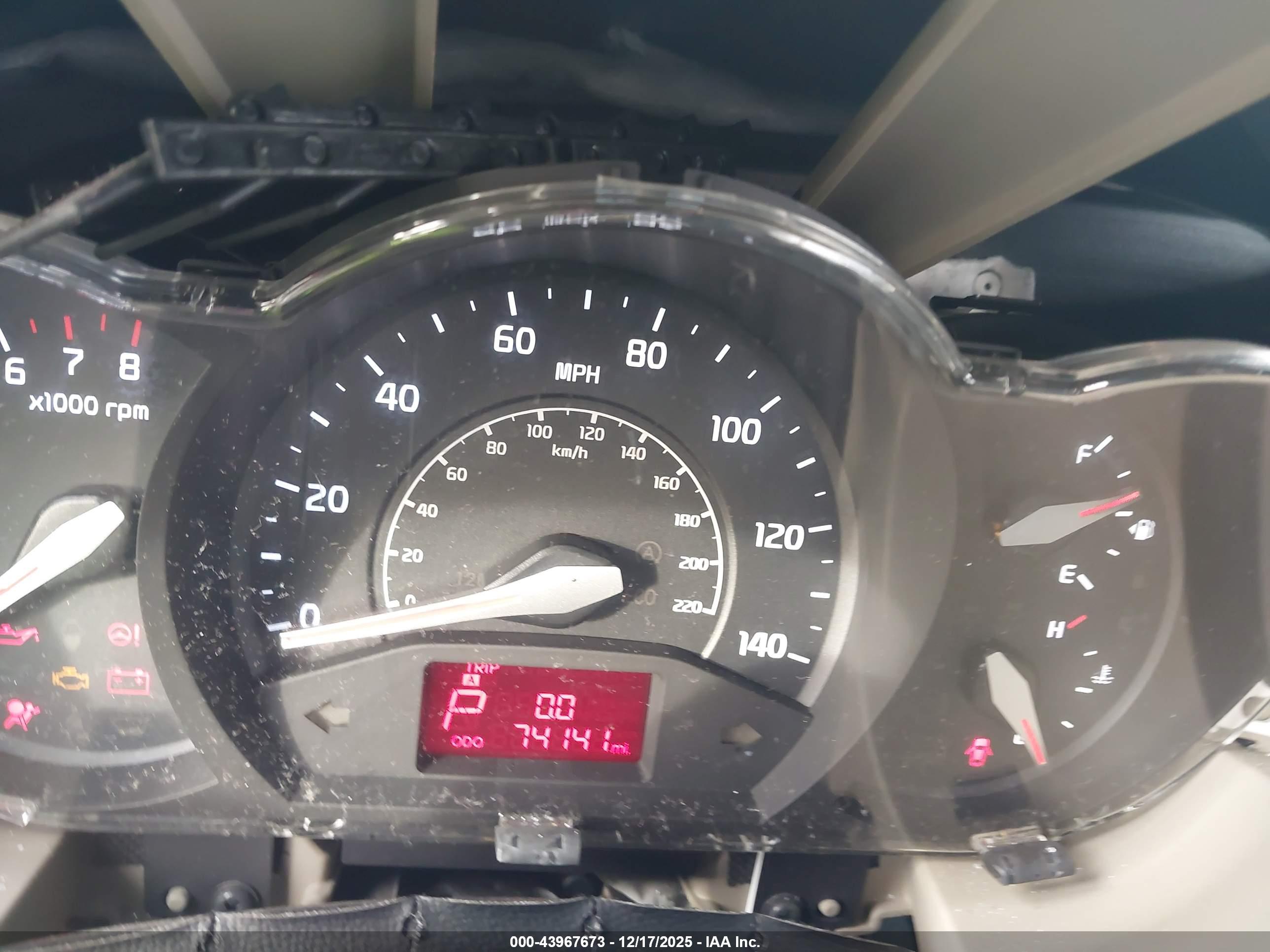 KIA RIO image 7