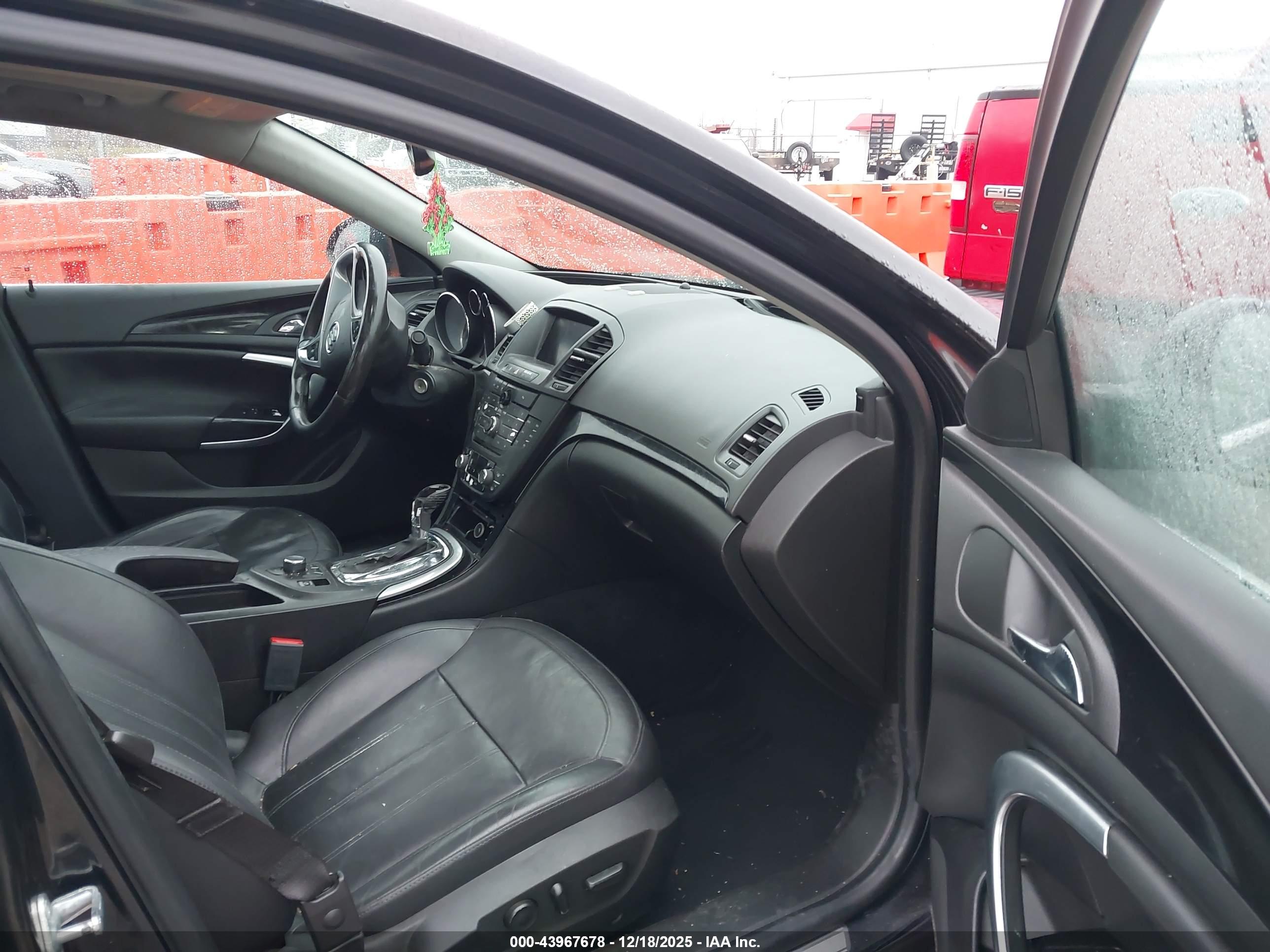 BUICK REGAL image 5